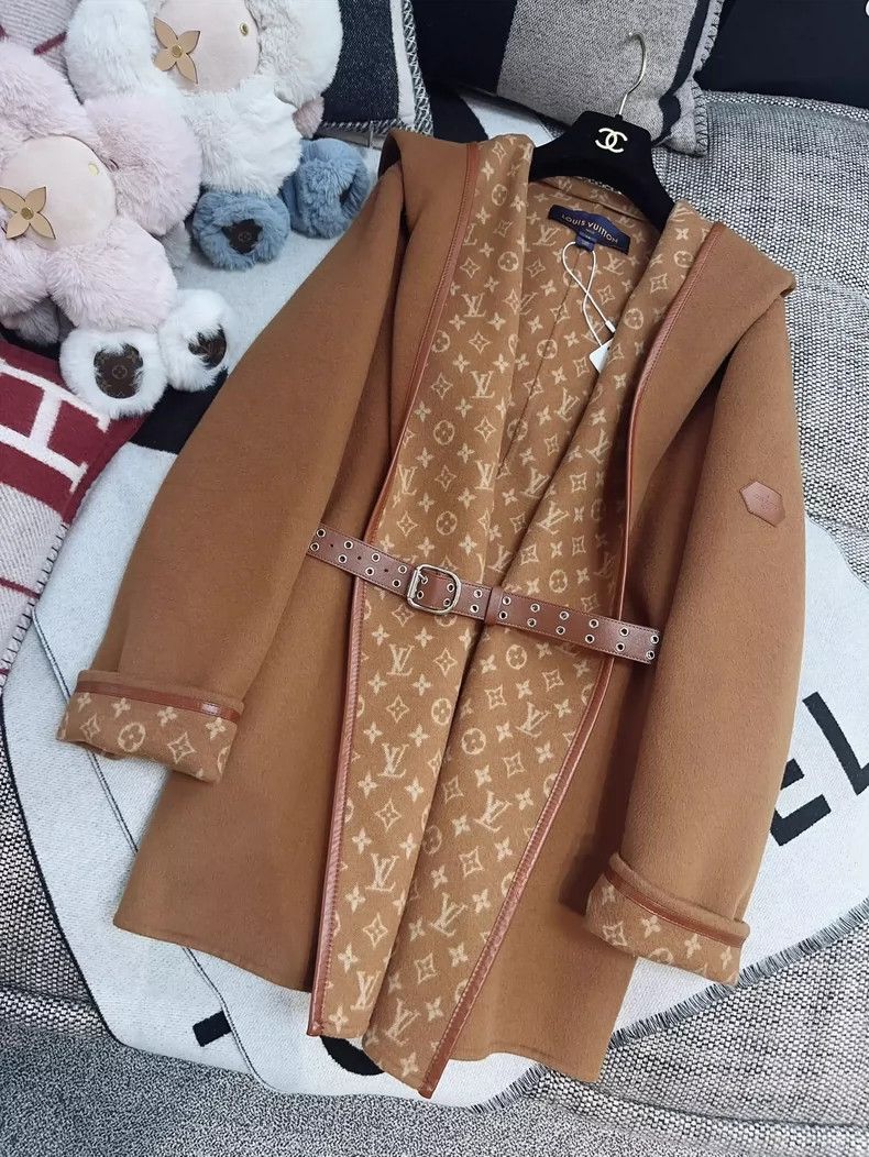 Louis Vuitton LOUIS VUITTON Caramel Patchwork Bathrobe Hooded Coat 2504-N Size XS / US 0-2 / IT 36-38 - 4 Thumbnail