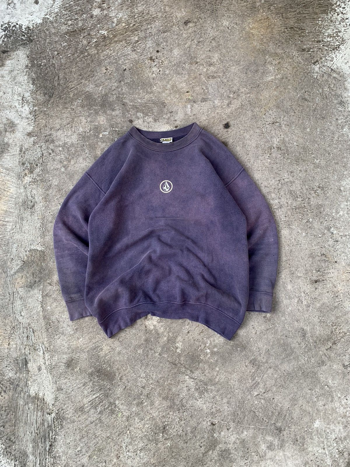 Vintage Volcome 90s Skateboarding Sunfaded Navy Sweatshirt