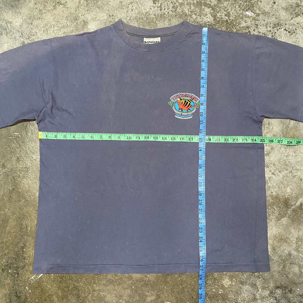 Vintage VINTAGE 1996 BONKERS TIGERSHARK SURFING T SHIRT Size US XL / EU 56 / 4 - 13 Thumbnail