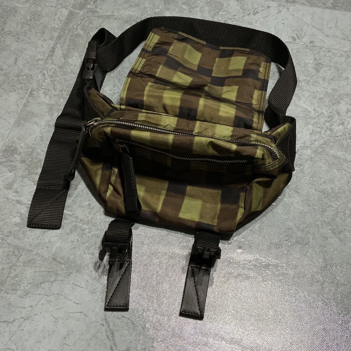 Dries Van Noten Dries Van Noten - Len Lye - SS21 - Nylon Waist Bag Size ONE SIZE - 8 Thumbnail