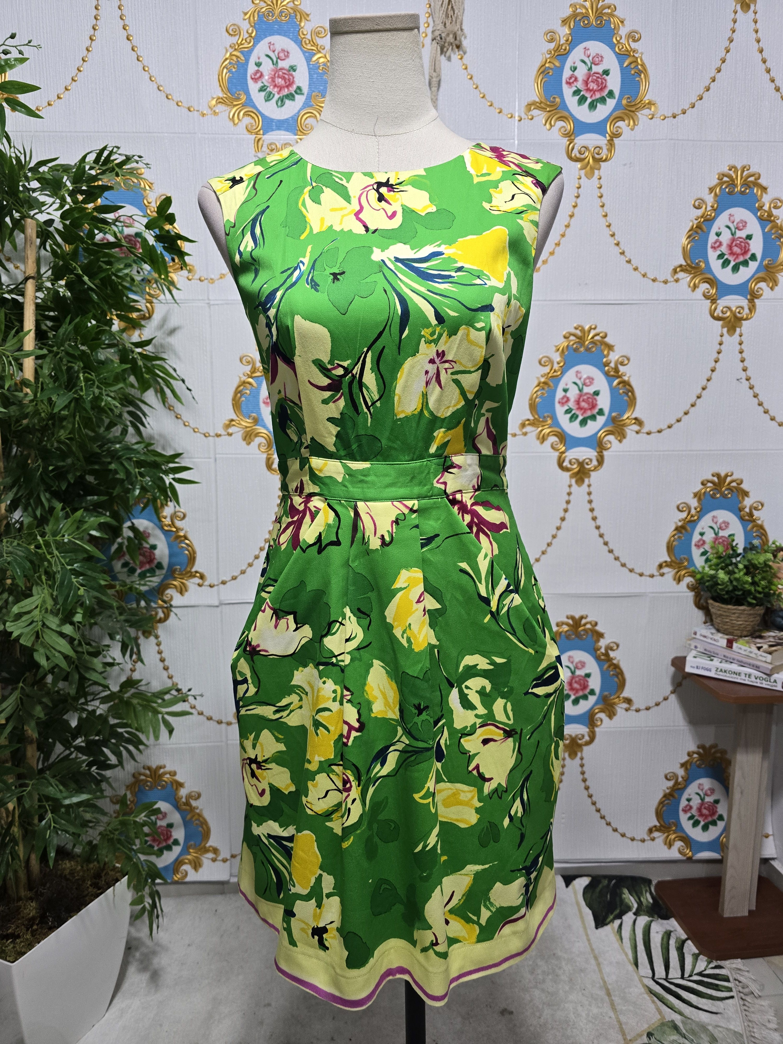 Blumarine BLUMARINE Blugirl green floral print casual cotton dress. Size M / US 6-8 / IT 42-44 - 1 Thumbnail