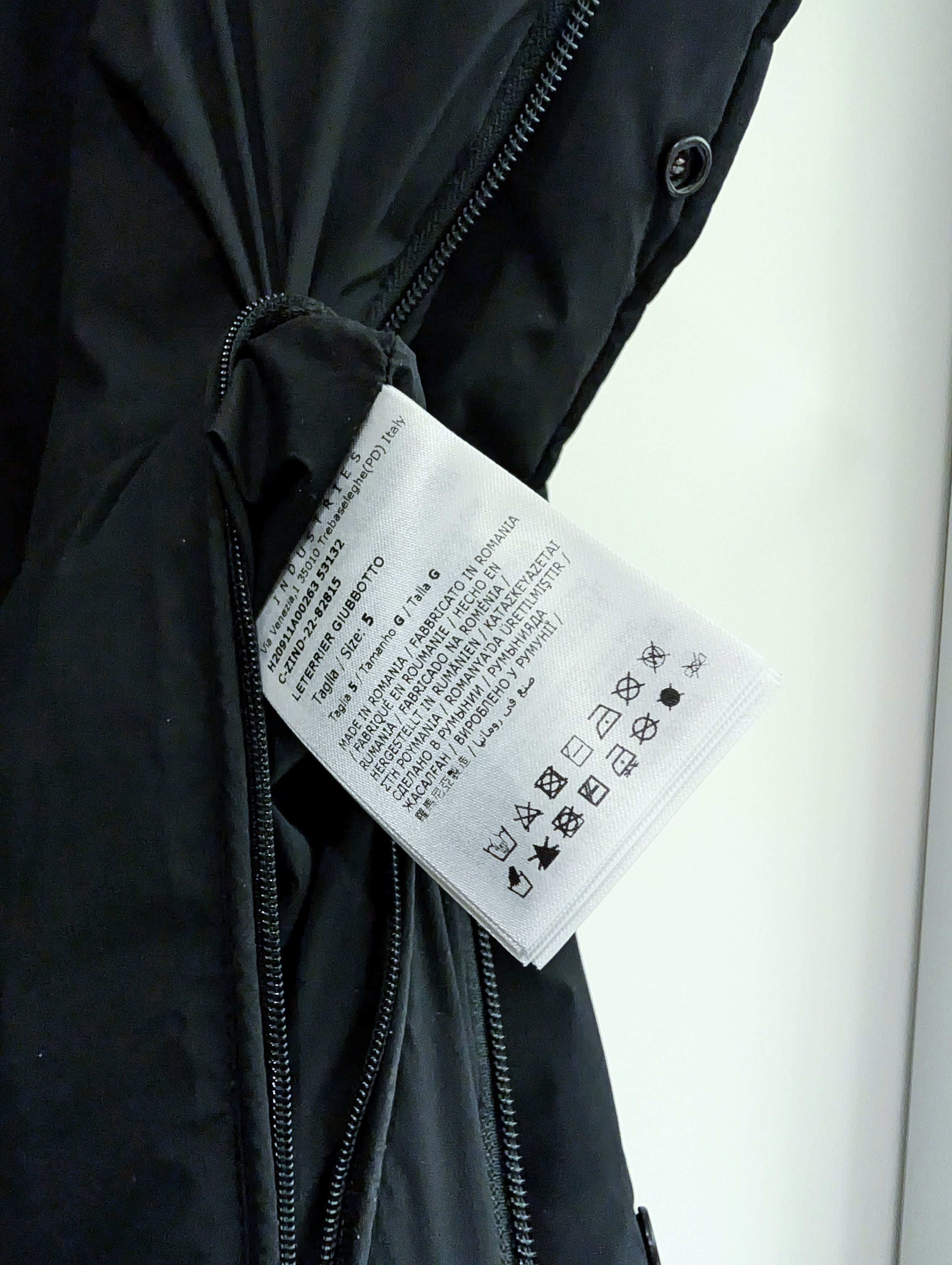 Moncler Moncler Leterrier down jacket, 5 (fits XL) Size US XL / EU 56 / 4 - 9 Thumbnail