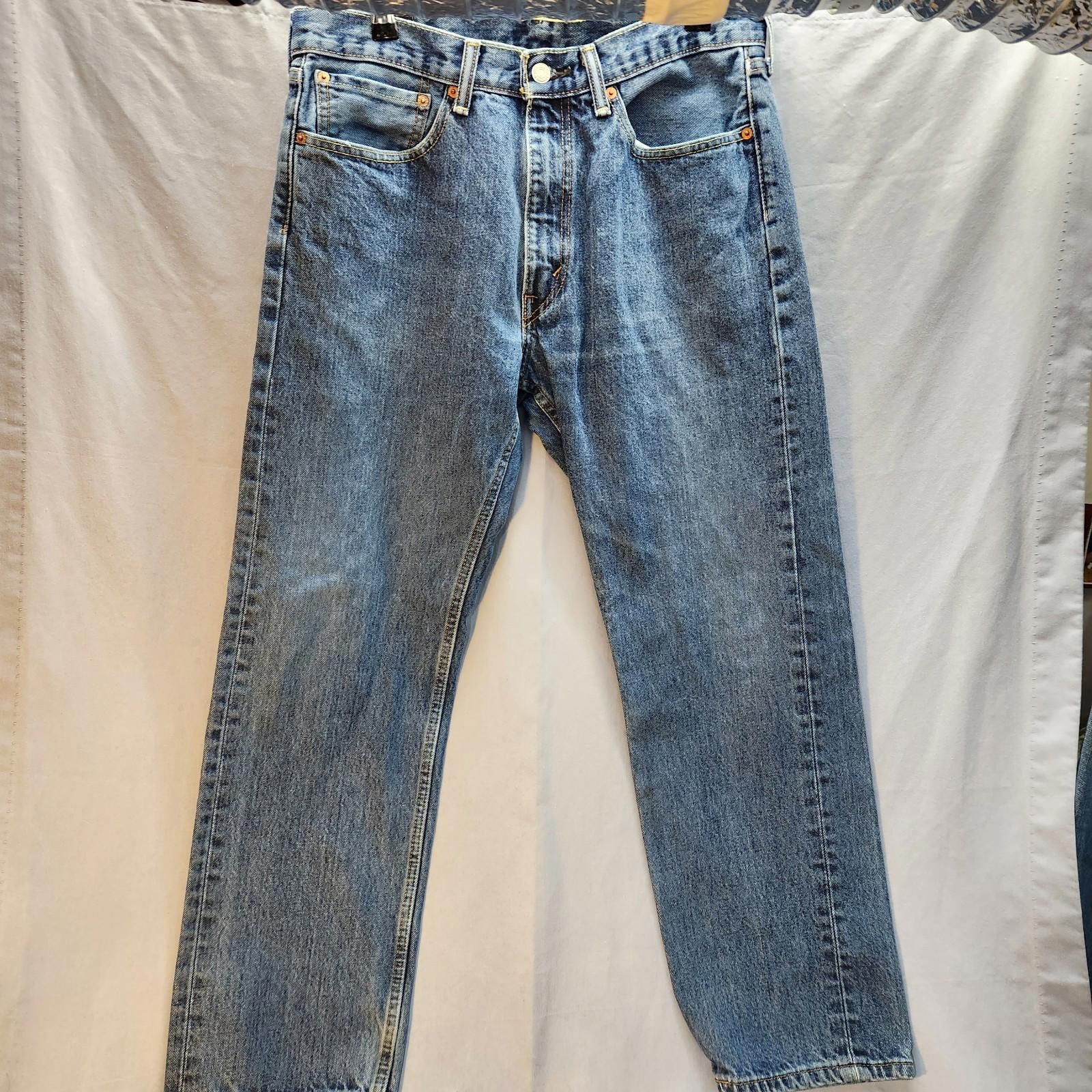 Levi's Levis 505 Jeans Medium Wash 34x30 Size US 34 / EU 50 - 1 Thumbnail