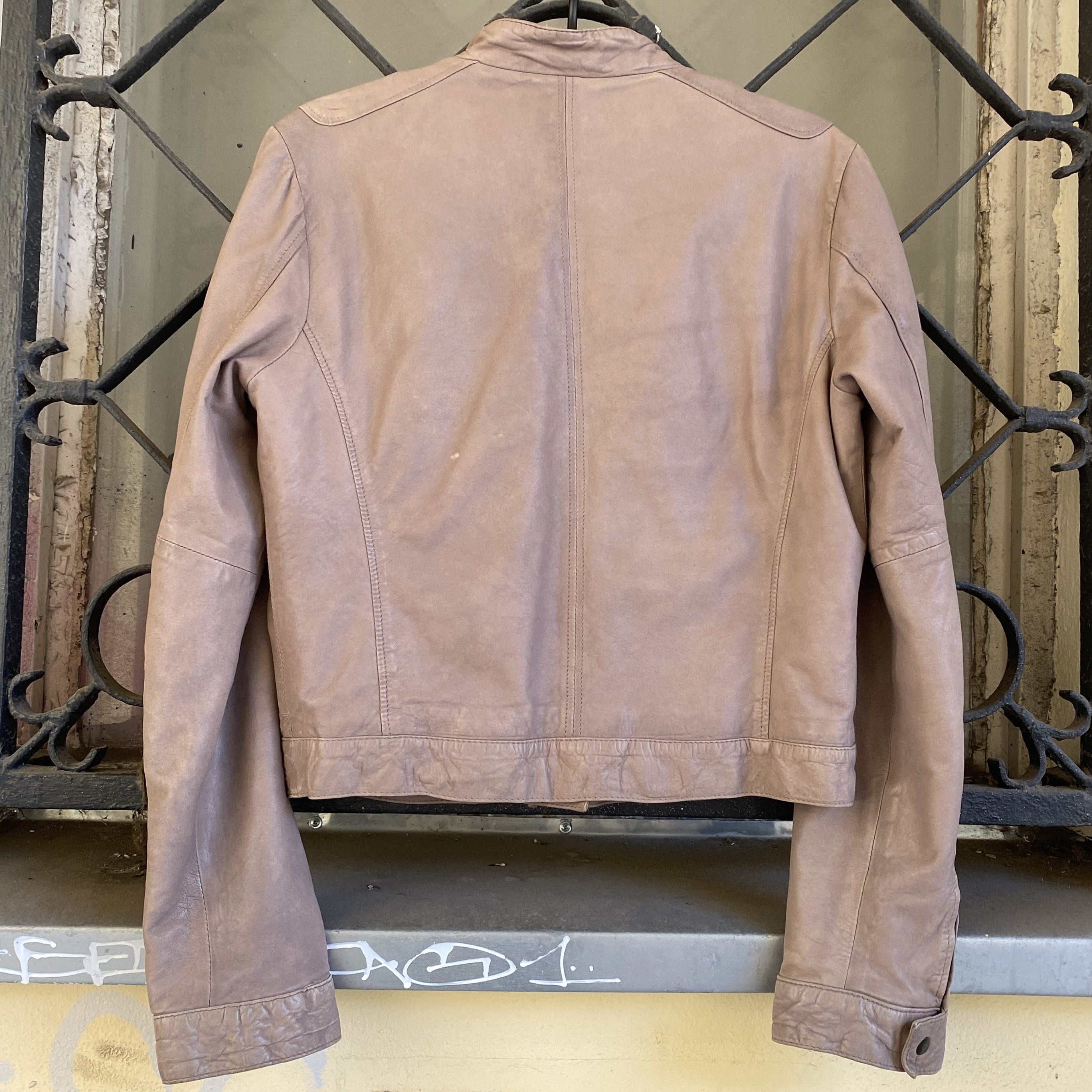 Vintage Y2K vintage light pink leather jacket - M/L Size M / US 6-8 / IT 42-44 - 2 Thumbnail