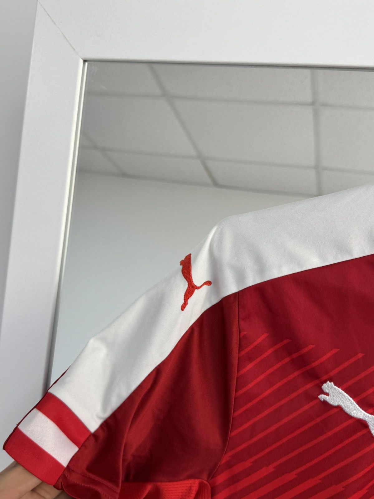 Puma Vintage Austria Team 2016/17 Home Jersey Football Puma Men S Size US S / EU 44-46 / 1 - 6 Thumbnail
