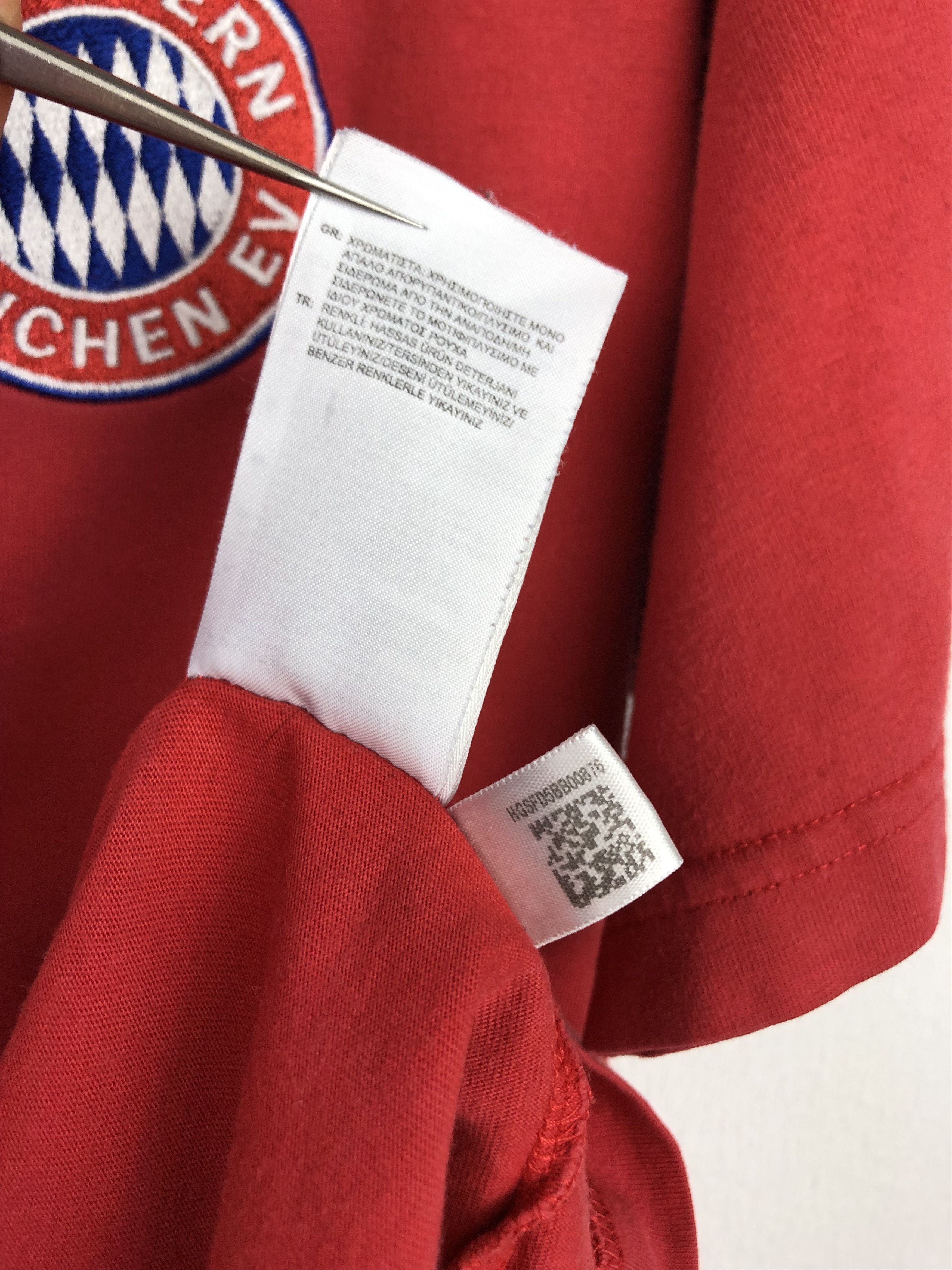 Adidas Vintage Originals Bayern Munich Football Shirt Soccer Tee Size US L / EU 52-54 / 3 - 7 Thumbnail