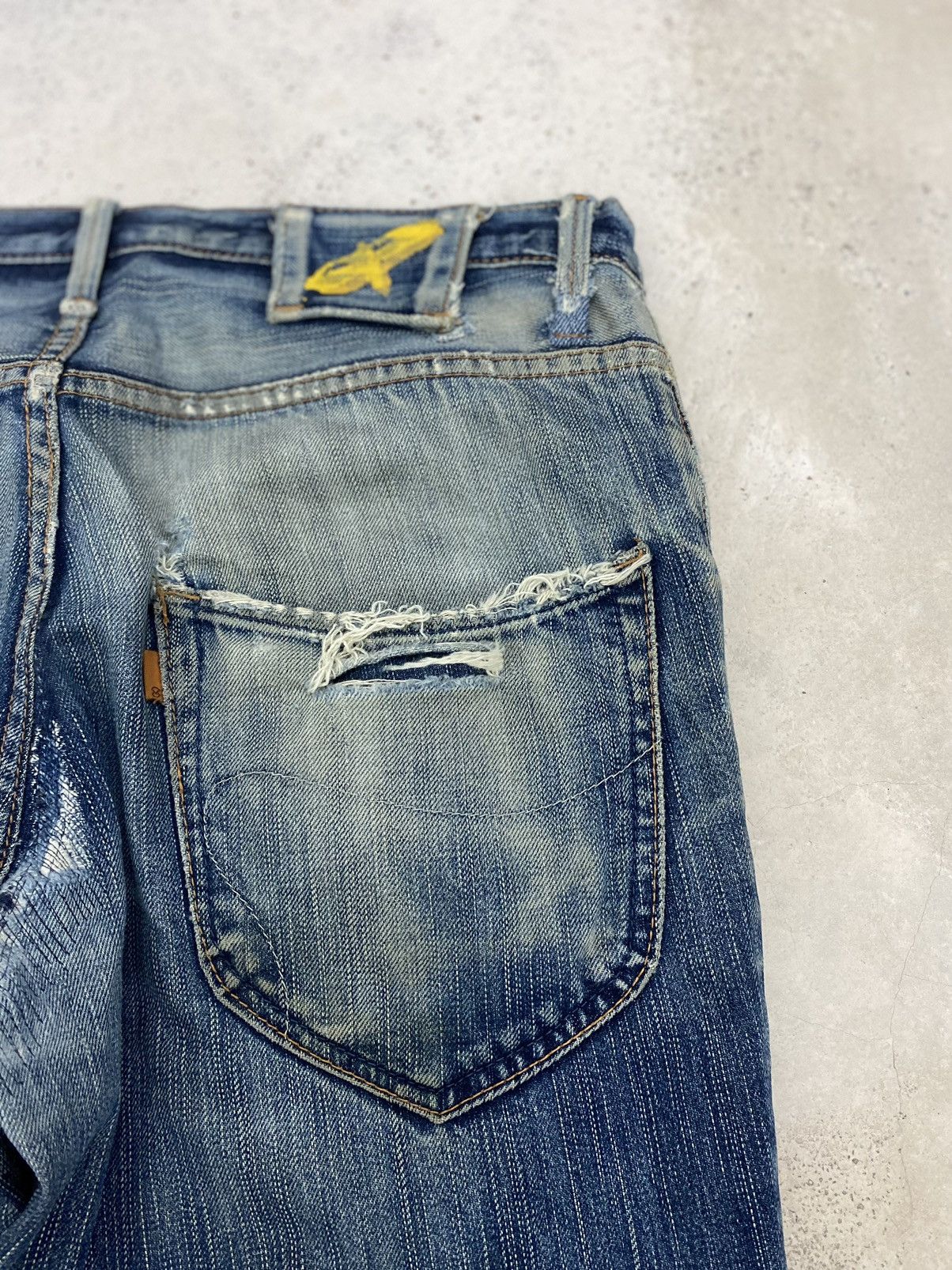 If Six Was Nine Vintage Meple Straight Leg Distressed Worn Look Classic Fade Size US 31 - 14 Thumbnail