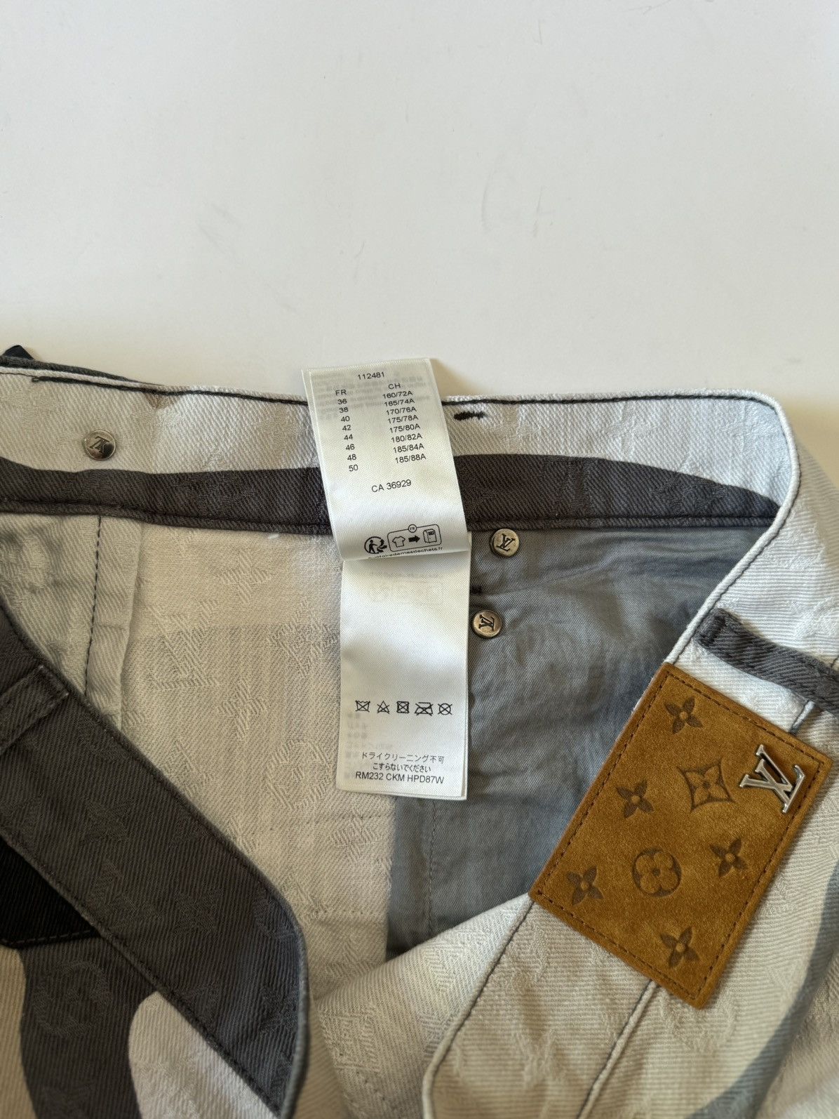 Louis Vuitton Louis Vuitton Patchworked Portrait Jeans Size US 38 / EU 54 - 7 Thumbnail