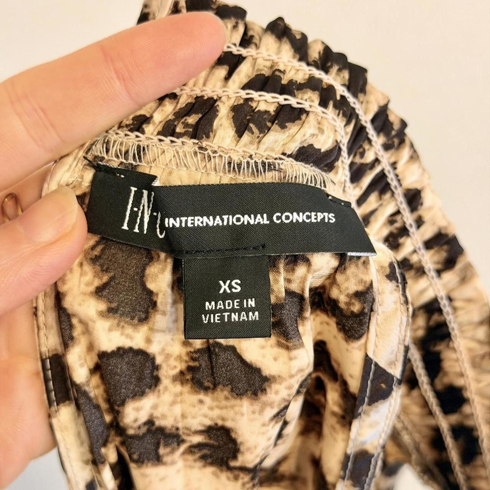 Other Cheetah leopard y2k style no sleeve top Size XS / US 0-2 / IT 36-38 - 2 Thumbnail