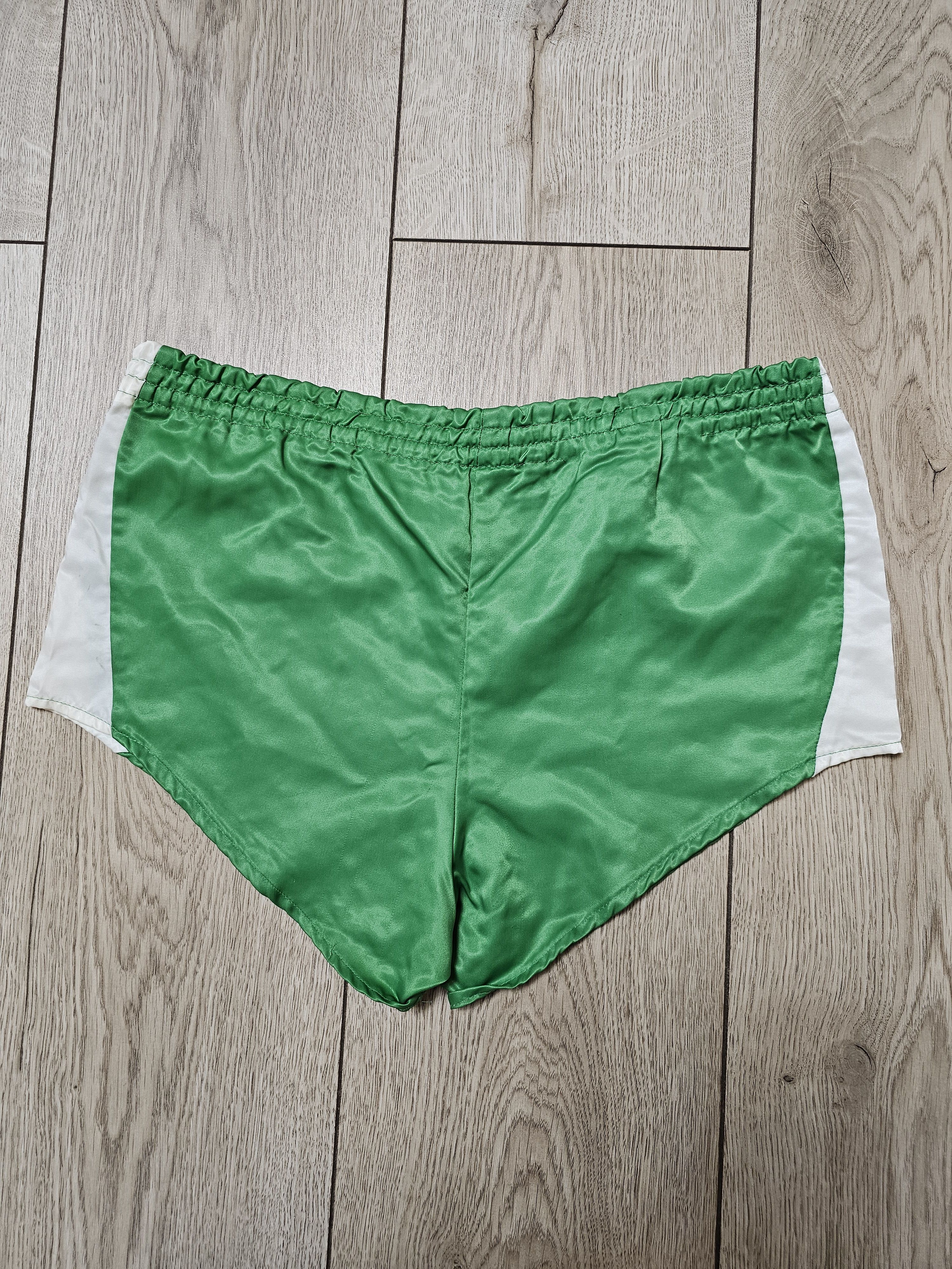 Vintage PUMA SHORTS WEST GERMANY VINTAGE NYLON 80s SPRINTER RUNNING Size US 30 / EU 46 - 2 Thumbnail