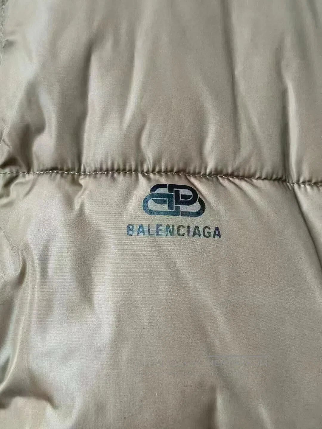 Balenciaga balenciaga lock buckle puffer jacket. Size US L / EU 52-54 / 3 - 2 Thumbnail