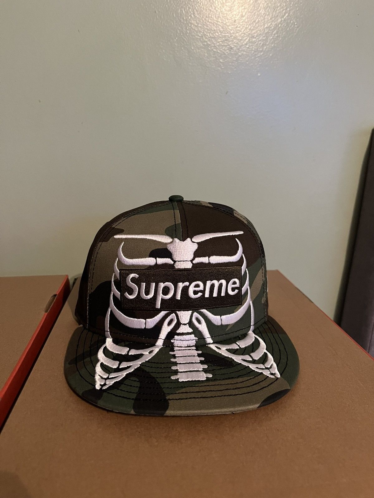 Supreme Bones Box Logo New Era'Woodland Camo' | eBay