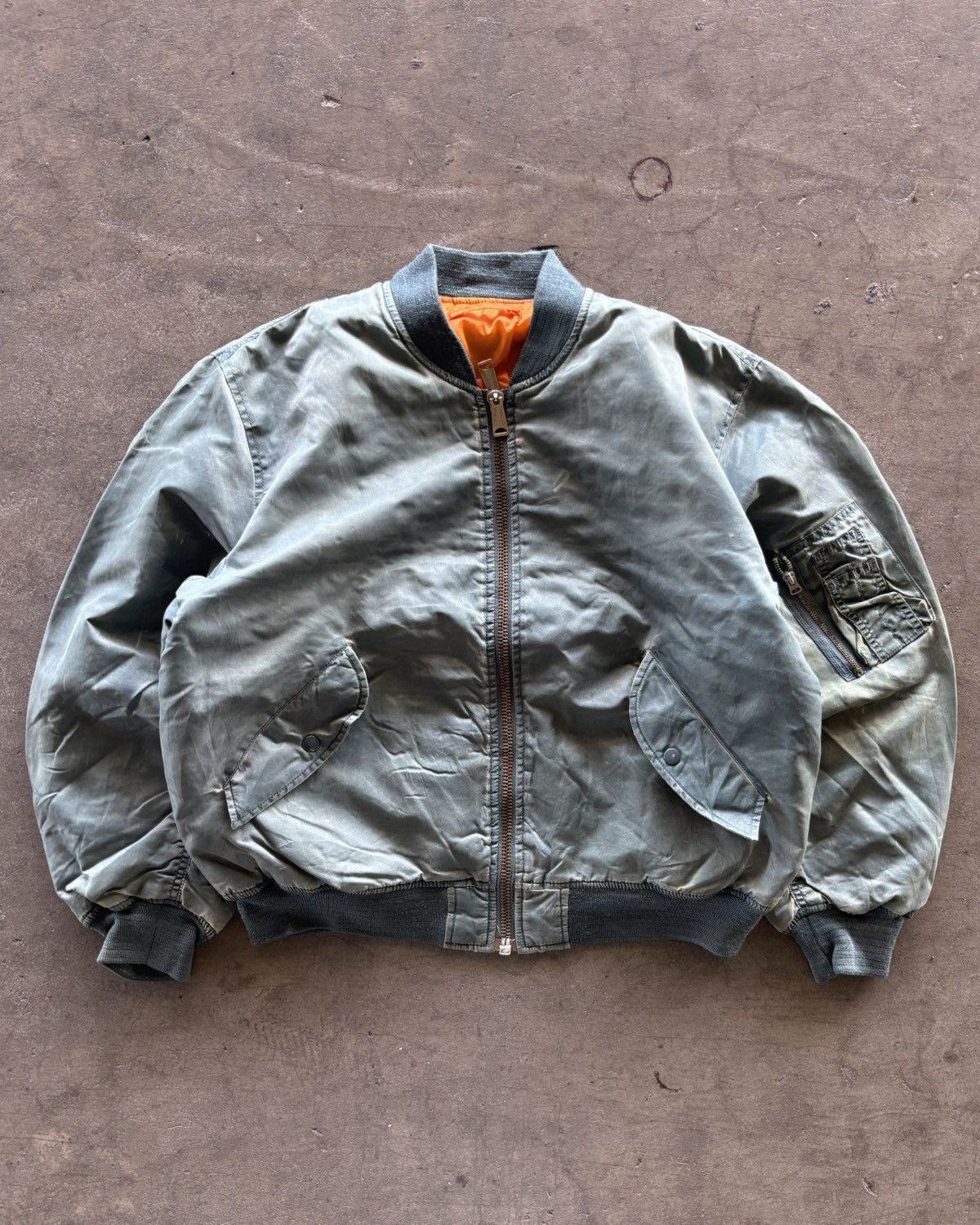 Alpha Industries 1990s Bomber Faded Grey Reversible Japan Jacket Size US L / EU 52-54 / 3 - 1 Thumbnail