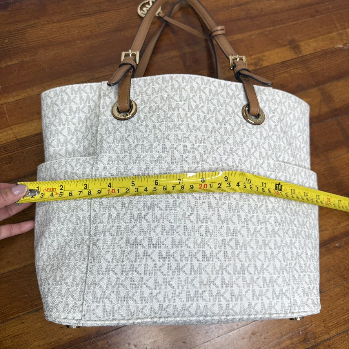 Michael Kors Michael Kors Cream MK Logo Tote with Tan Straps Size ONE SIZE - 5 Thumbnail