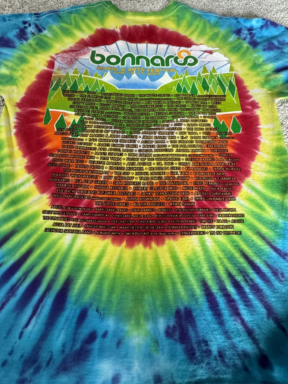 Band Tees BONNAROO FESTIVAL 07 NEW price is 4 both Size US L / EU 52-54 / 3 - 11 Thumbnail