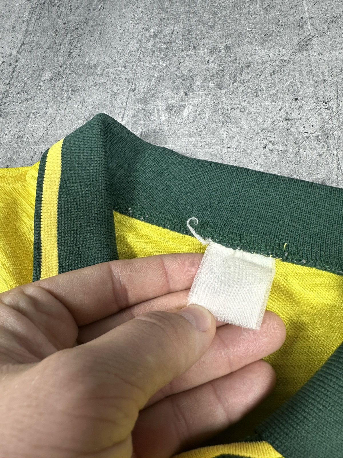 Umbro Vintage soccer jersey Brazil ROMARIO 11 Umbro Size US S / EU 44-46 / 1 - 5 Thumbnail