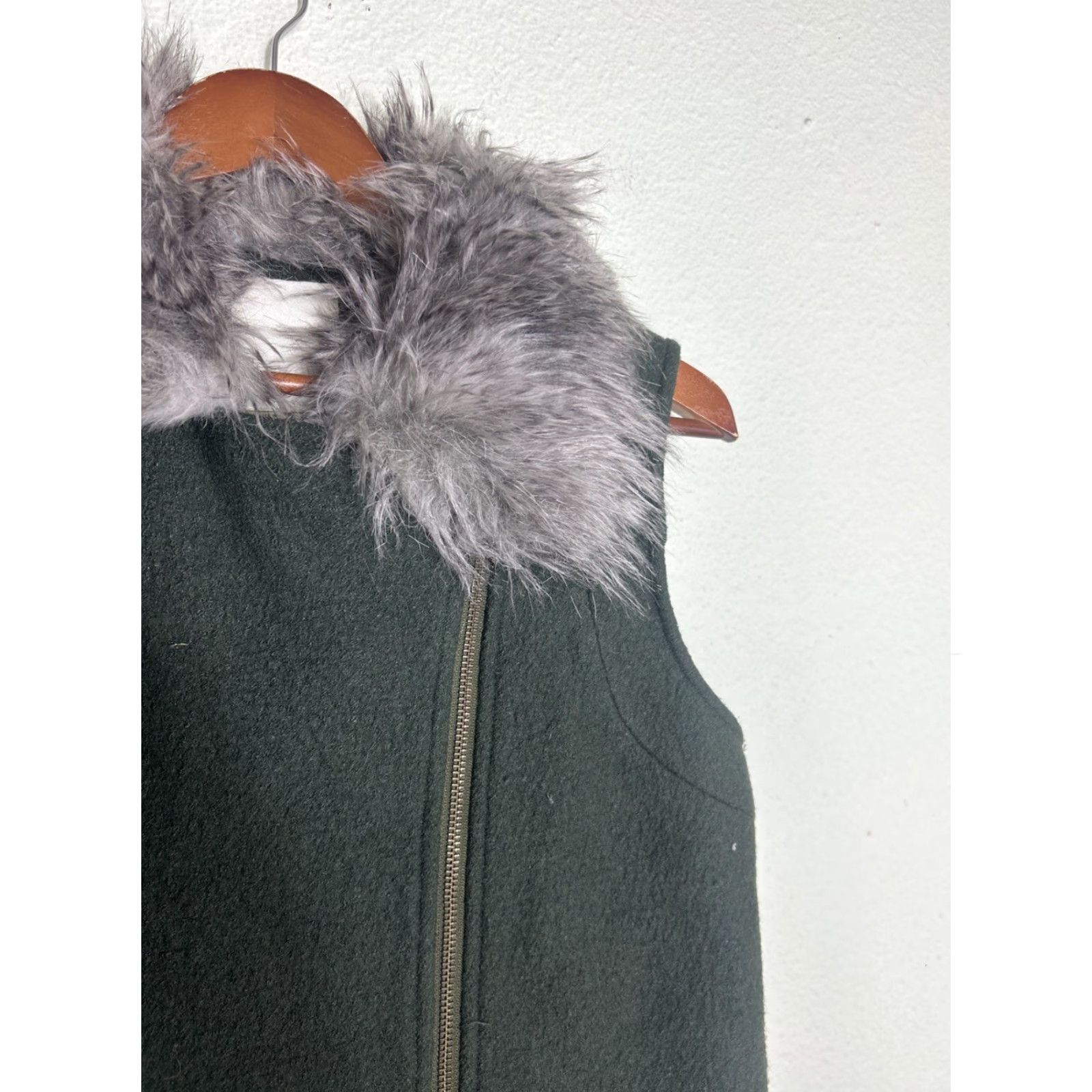 Anthropologie Anthropologie Elevenses Vest Crochet Wool Mohair Blend XS Green Vest Womens Size XS / US 0-2 / IT 36-38 - 5 Thumbnail
