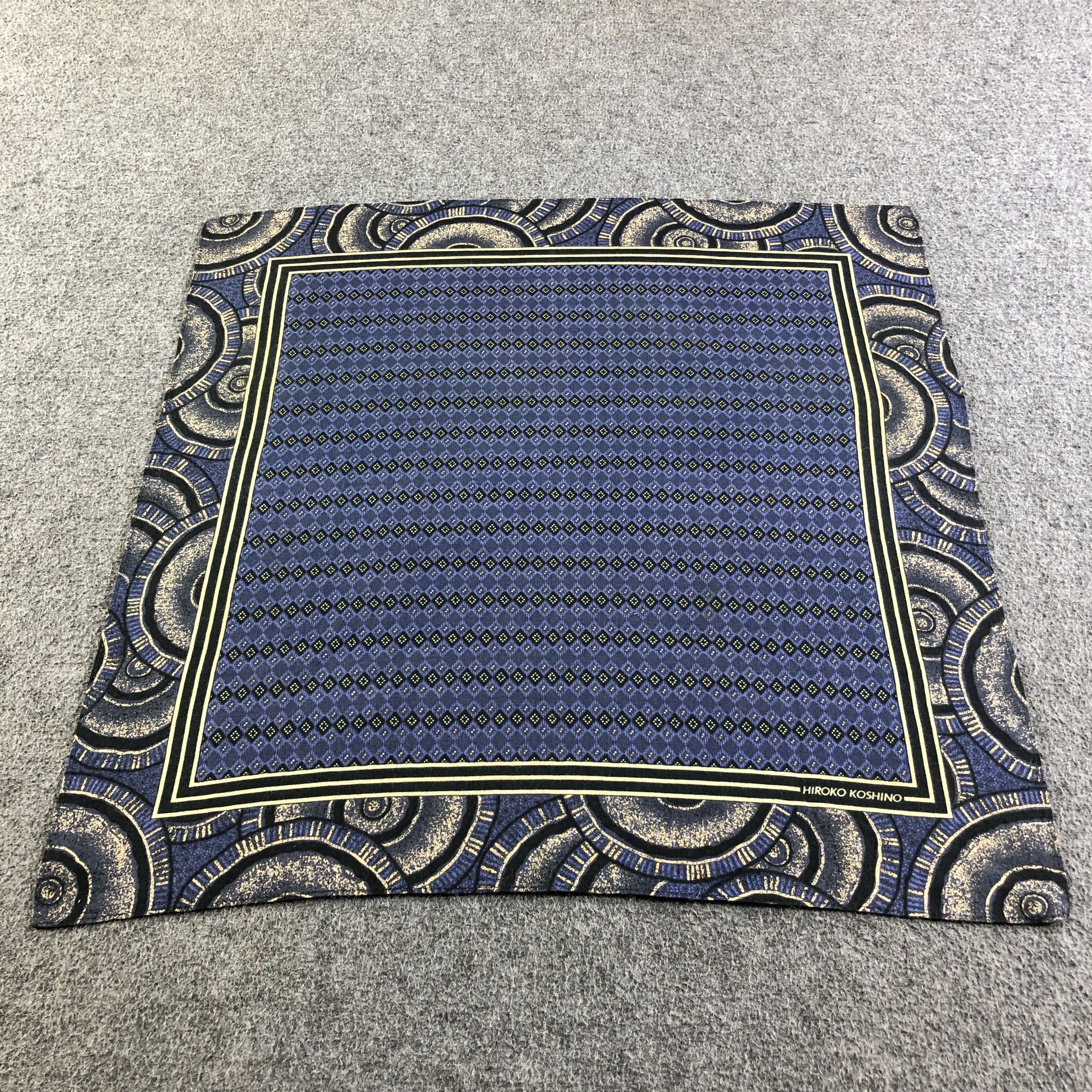 Hiroko Koshino Homme Hiroko Koshino Handkerchief Neckerchief Bandana H2322 Size ONE SIZE - 2 Thumbnail