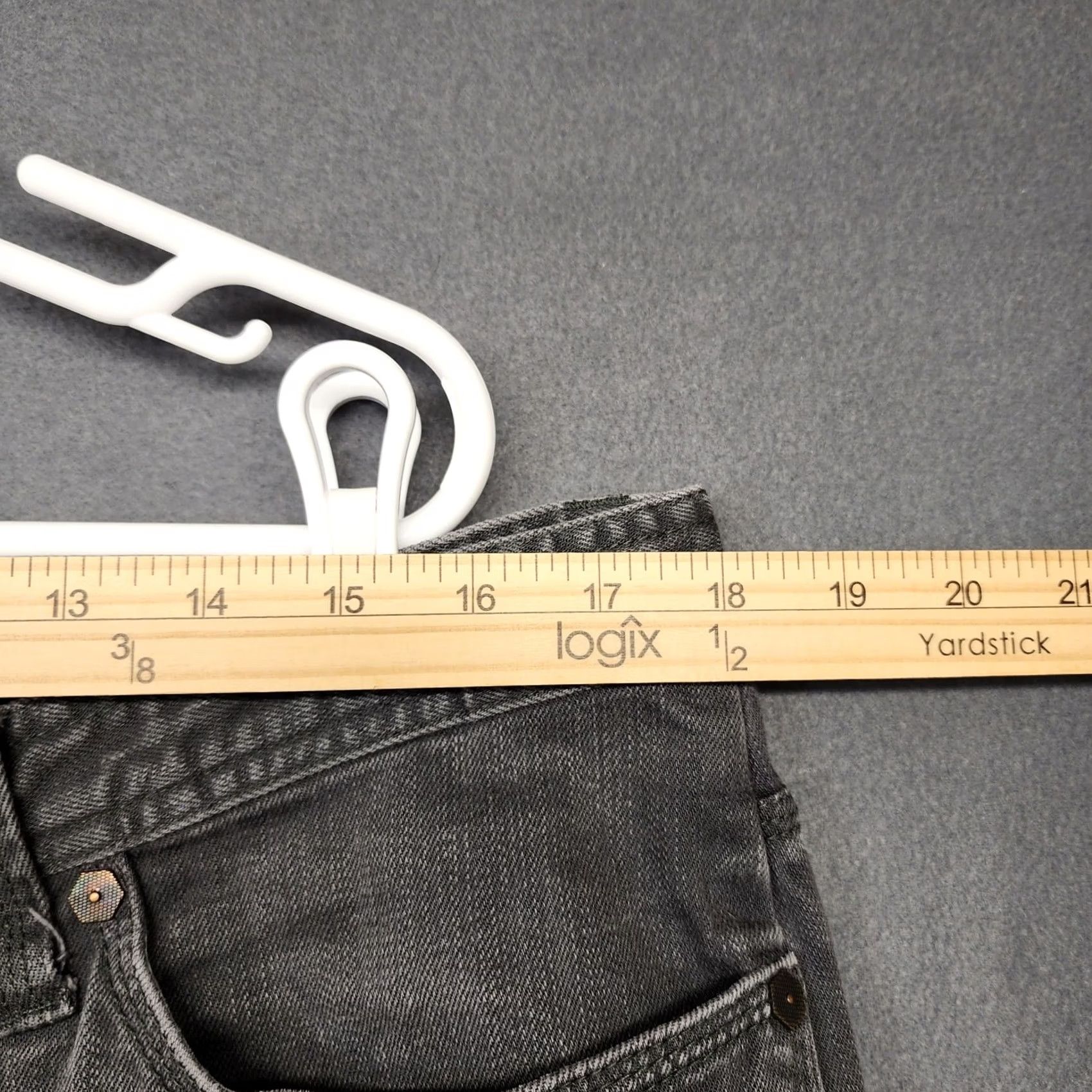 Mountain Hardwear VINTAGE Mountain Hardwear Jeans Mens 36x30 Black Straight Leg Cotton Blend Stretch Size US 36 / EU 52 - 7 Thumbnail