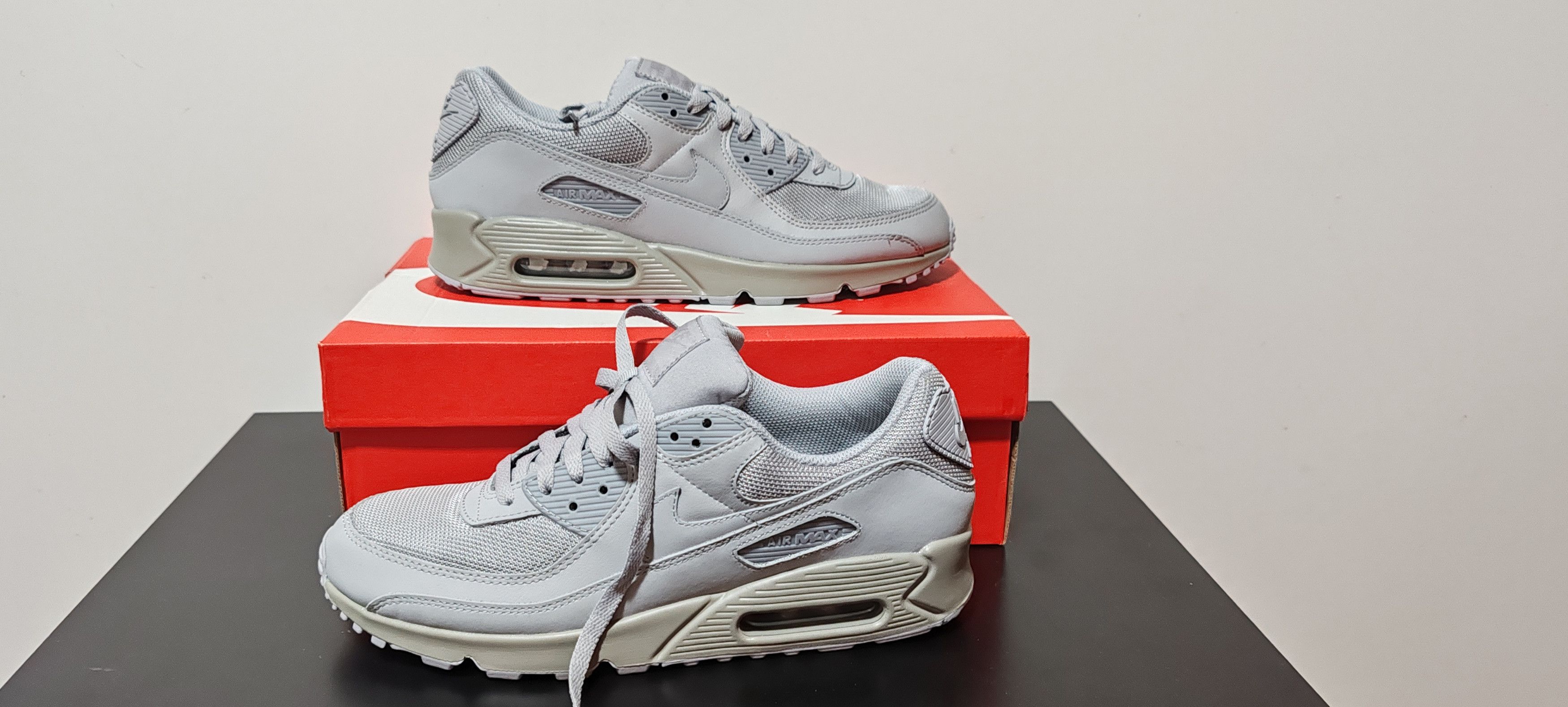 Nike AIR MAX 90 Size US 12 / EU 45 - 1 Thumbnail