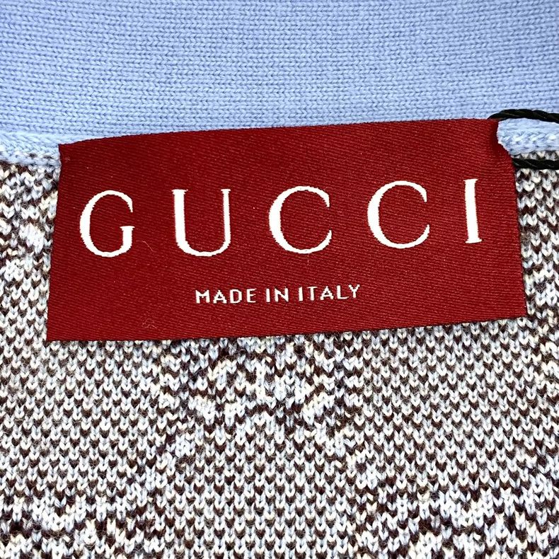 Gucci Gucci Light blue logo jacquart full printed wool V-neck sin Size US S / EU 44-46 / 1 - 5 Thumbnail