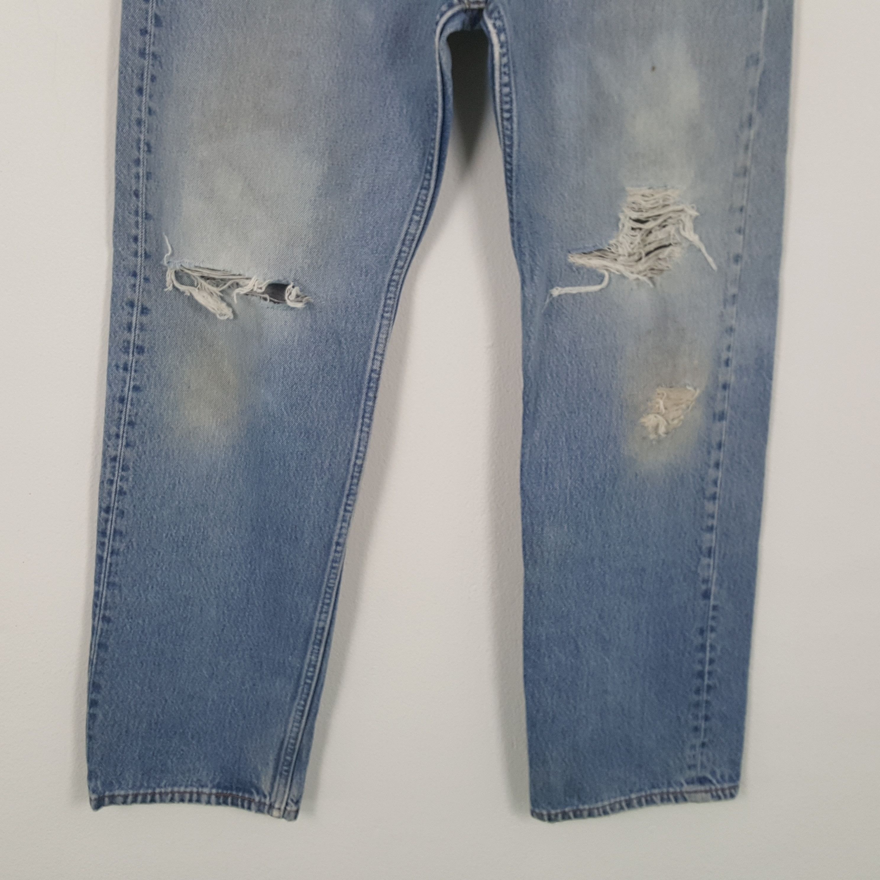 Levi's × Vintage LEVIS Distressed Jeans Daily Streetwear Style Size US 33 - 3 Thumbnail