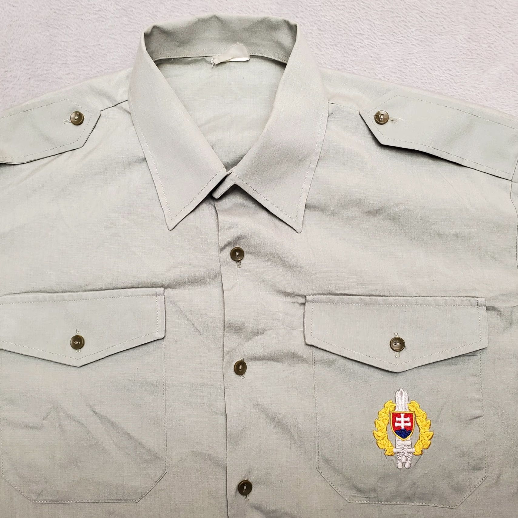 Epaulet VINTAGE Slovak Shirt Mens Large Gray Long Sleeve Coat of Arms Safari Epaulet Size US L / EU 52-54 / 3 - 3 Thumbnail