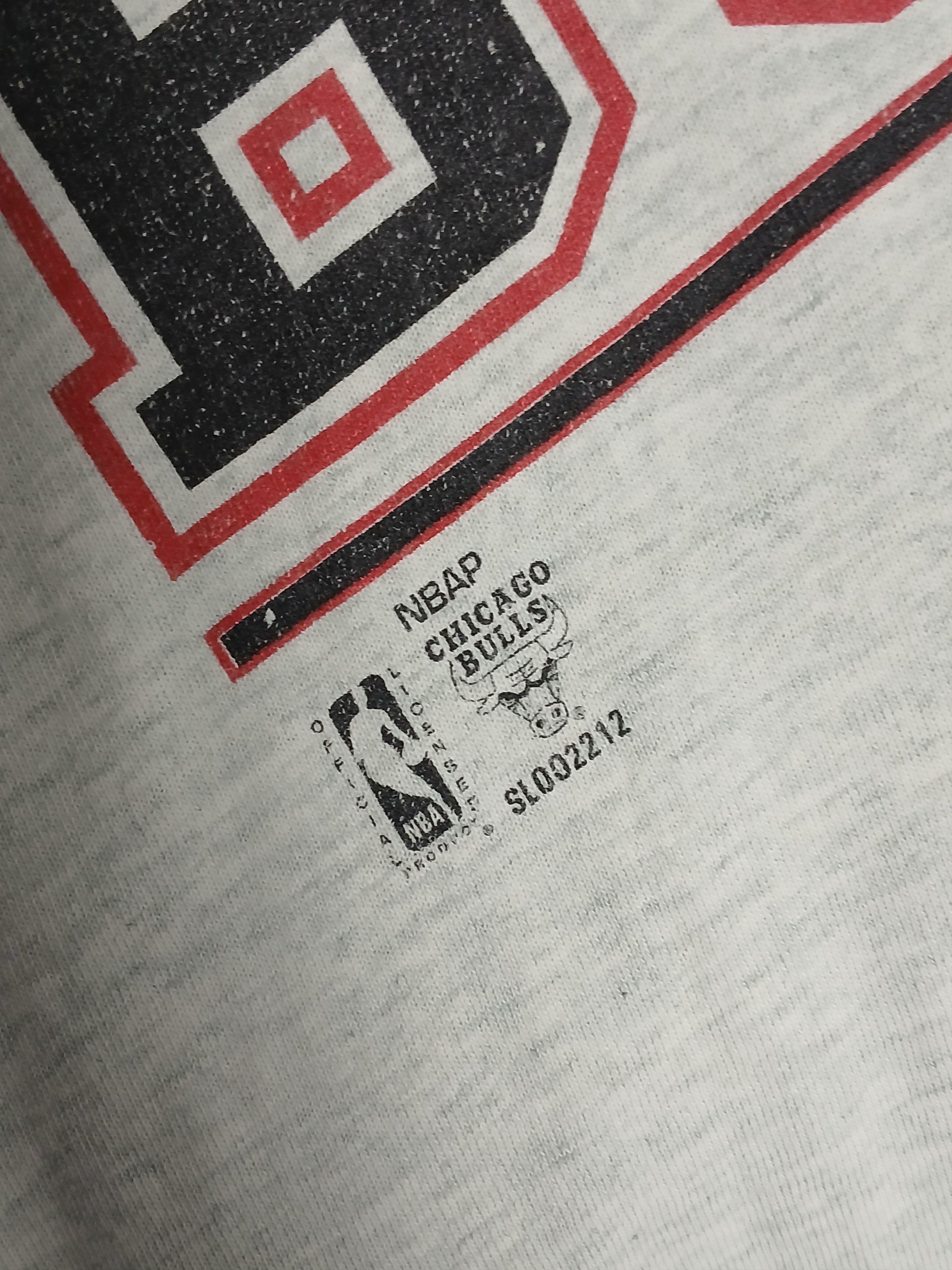 NBA Vintage NBA Chicago Bulls Basketball T-Shirt Size US L / EU 52-54 / 3 - 4 Thumbnail