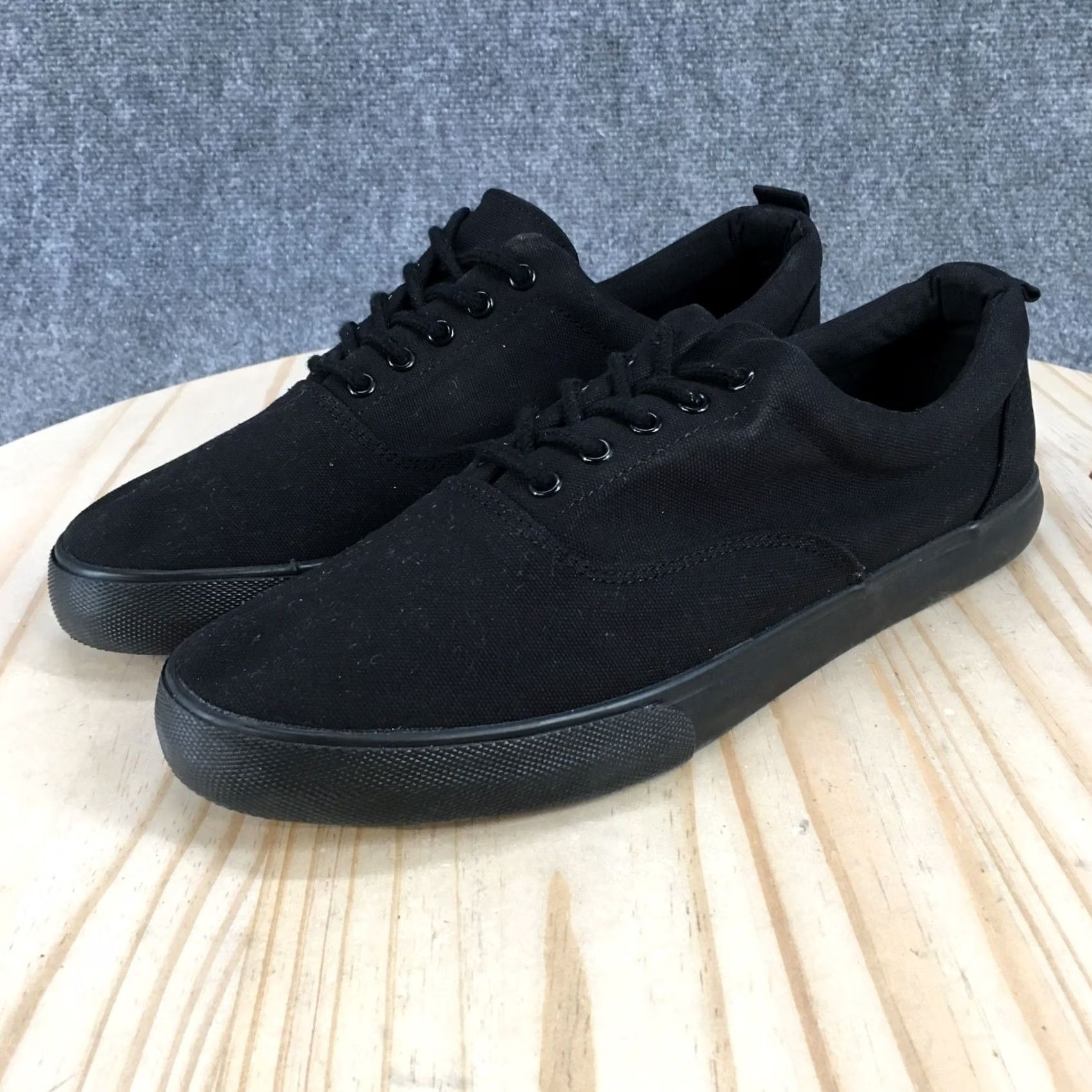 Vintage Goodfellow & Co Brady Low Top Sneakers Mens 11 Black Canvas Casual Lace Up Shoes Size US L / EU 52-54 / 3 - 3 Thumbnail