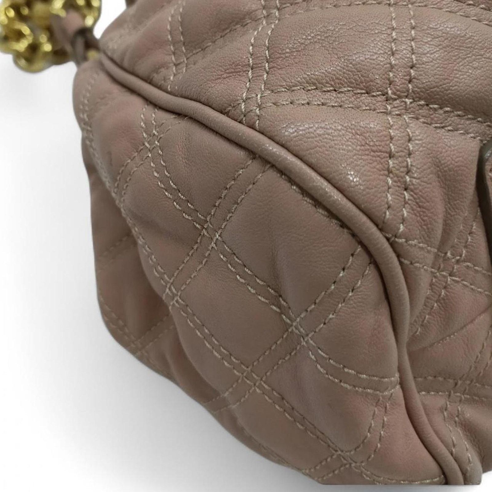 Marc Jacobs Classic! Marc Jacobs Beige Tan STAM Quilted Leather Bag Gold Size ONE SIZE - 6 Thumbnail