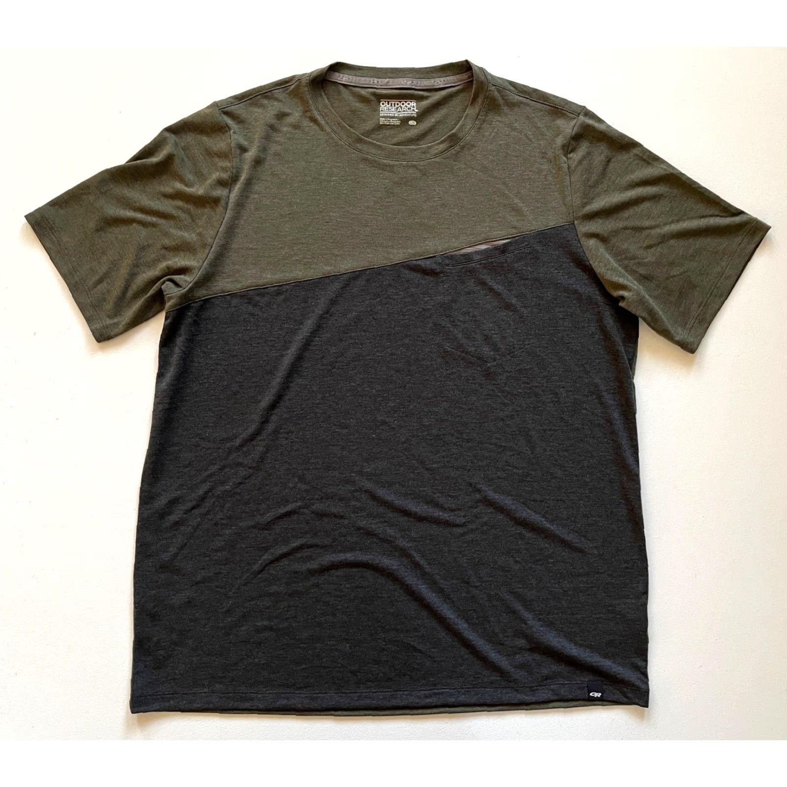 Outdoor Research Outdoor Research Men's Clearwater Short Sleeve Tee V064 Sz L Shirt Adult Large Multicolor Pockets Lightweight Lyocell Polyester Outdoor 2020s Mens Size US 33 - 3 Thumbnail