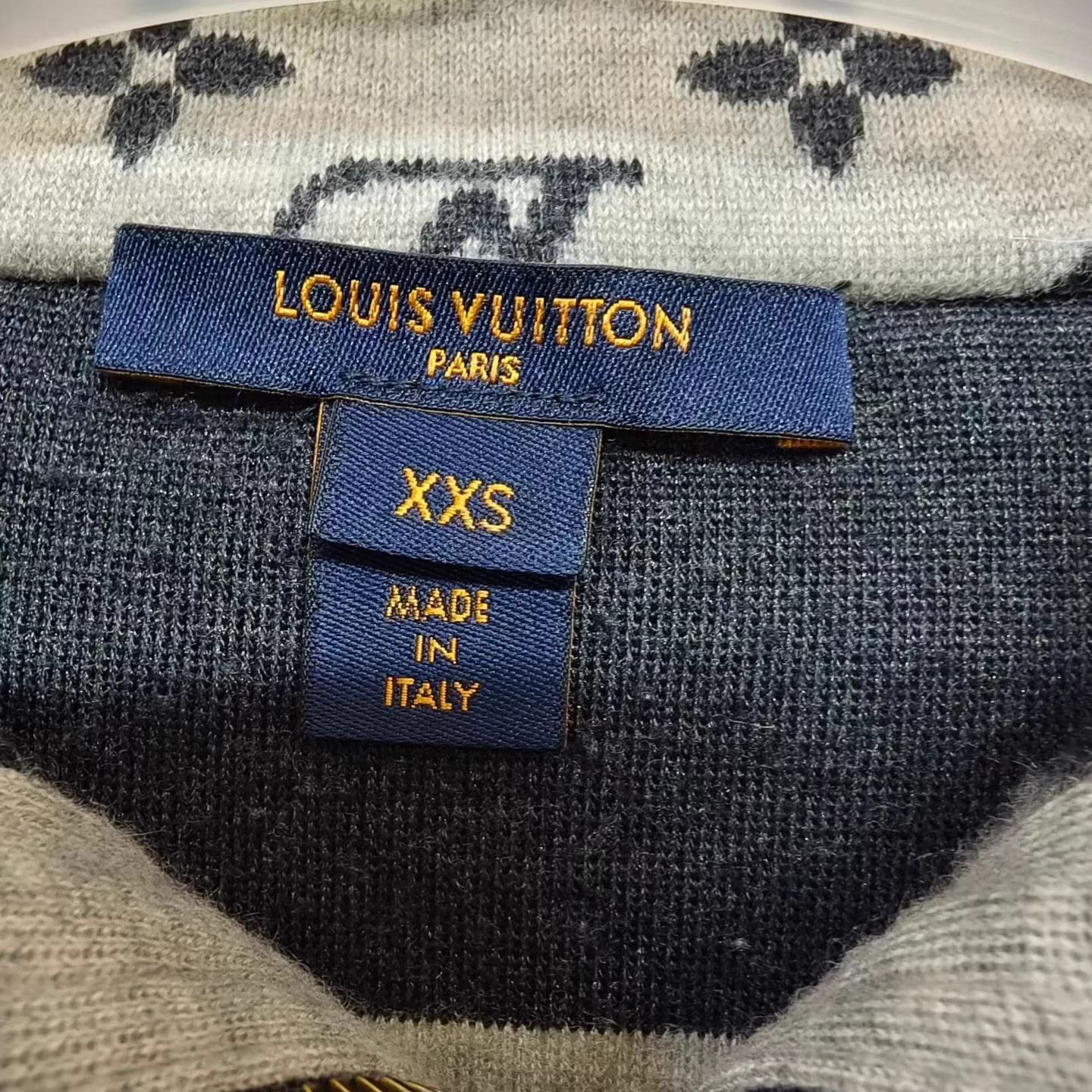 Louis Vuitton LOUIS VUITTON Grey Striped Logo Zip Hoodie XXS Size XXS / US 00 / IT 34 - 4 Thumbnail