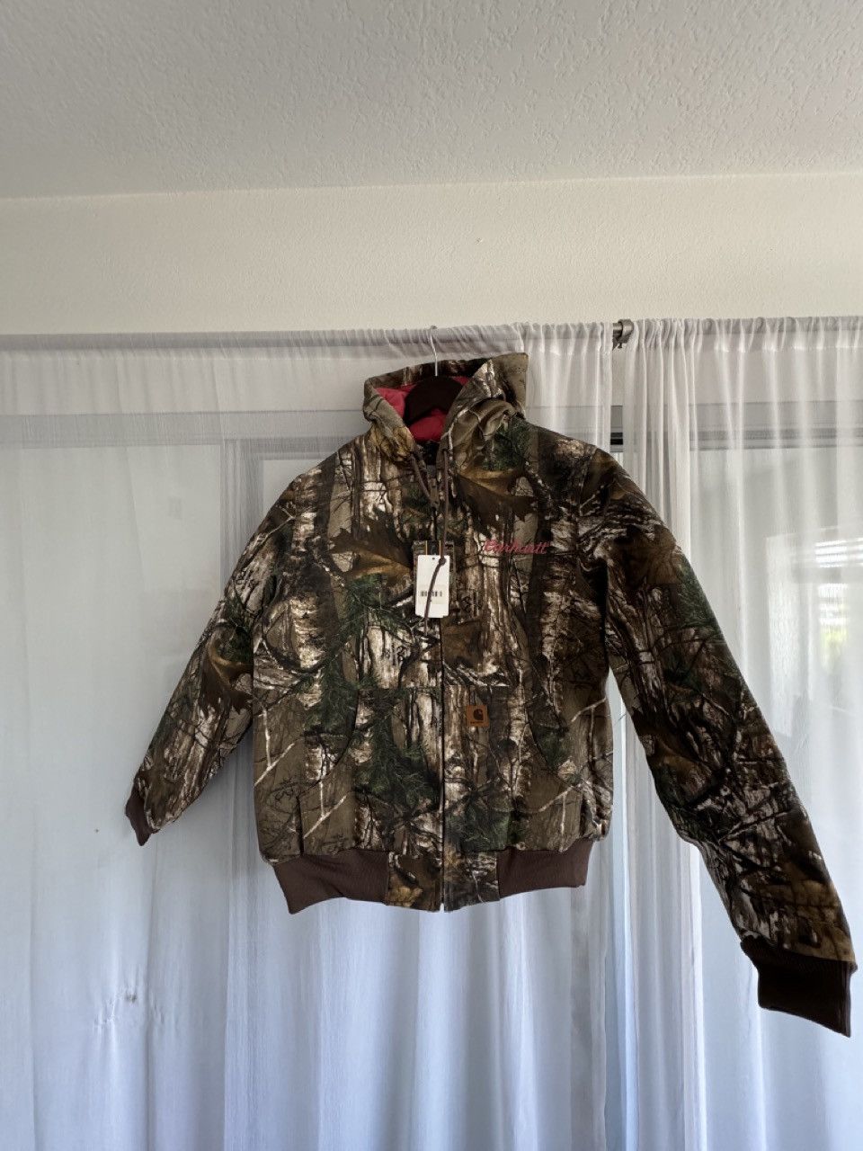 image of Carhartt Realtree Active Jacket in Camo, Women's (Size XS)