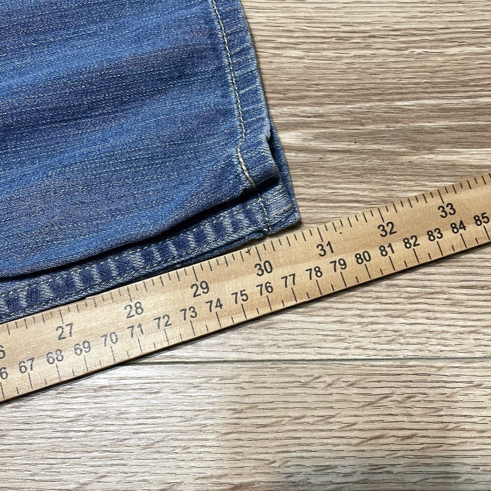 Levi's VINTAGE Levi's 518 Bootcut Flare Jeans Women's 32 x 31 Blue Size 24" / US 00 / IT 34 - 7 Thumbnail