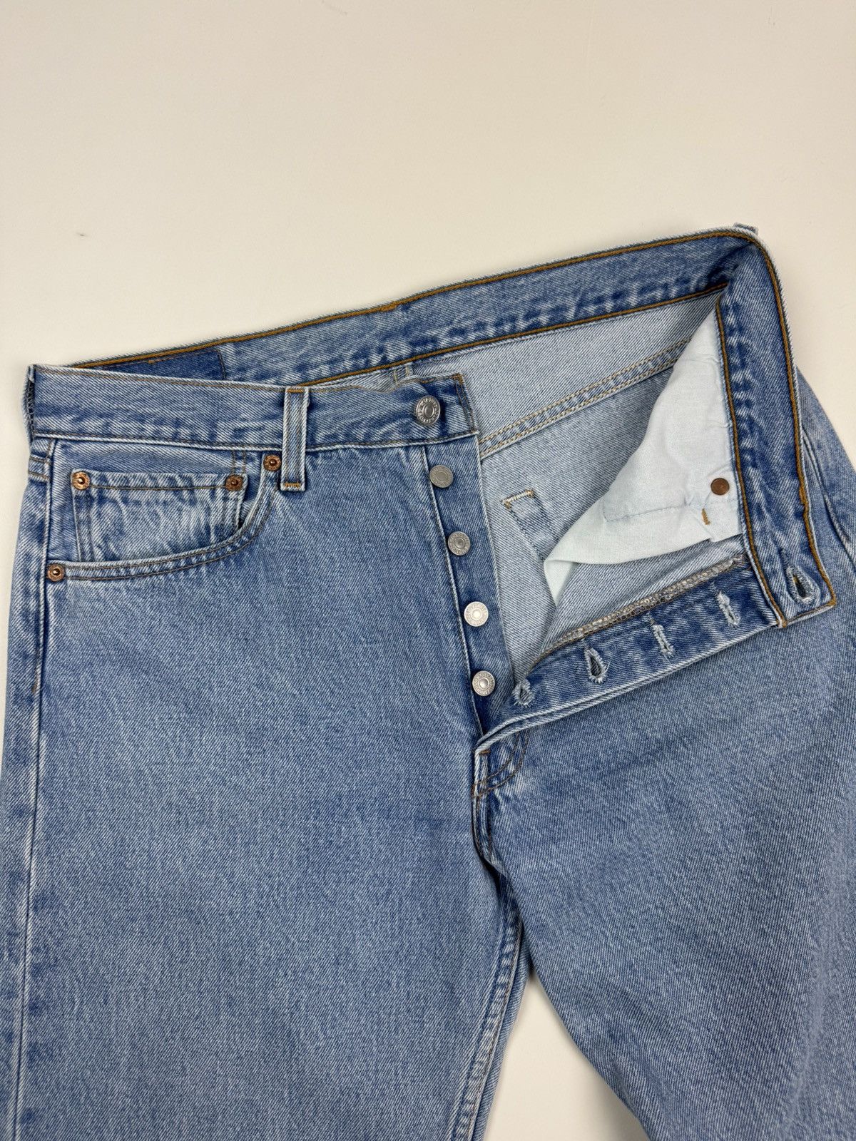 Levi's 1990’s Vintage Levi’s 501 Washed Denim Jeans Pants Size US 33 - 11 Thumbnail