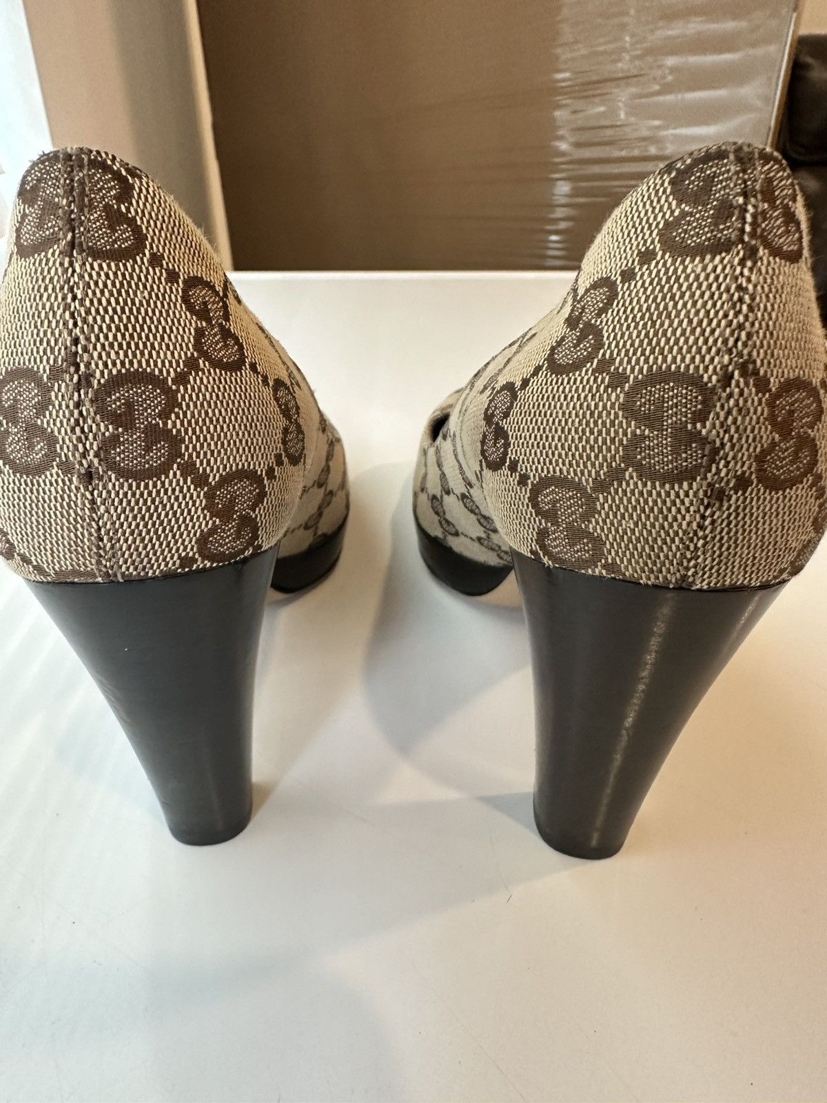 Gucci Gucci Beige and Brown GG Canvas Women's Pumps Size US 6 / IT 36 - 4 Thumbnail