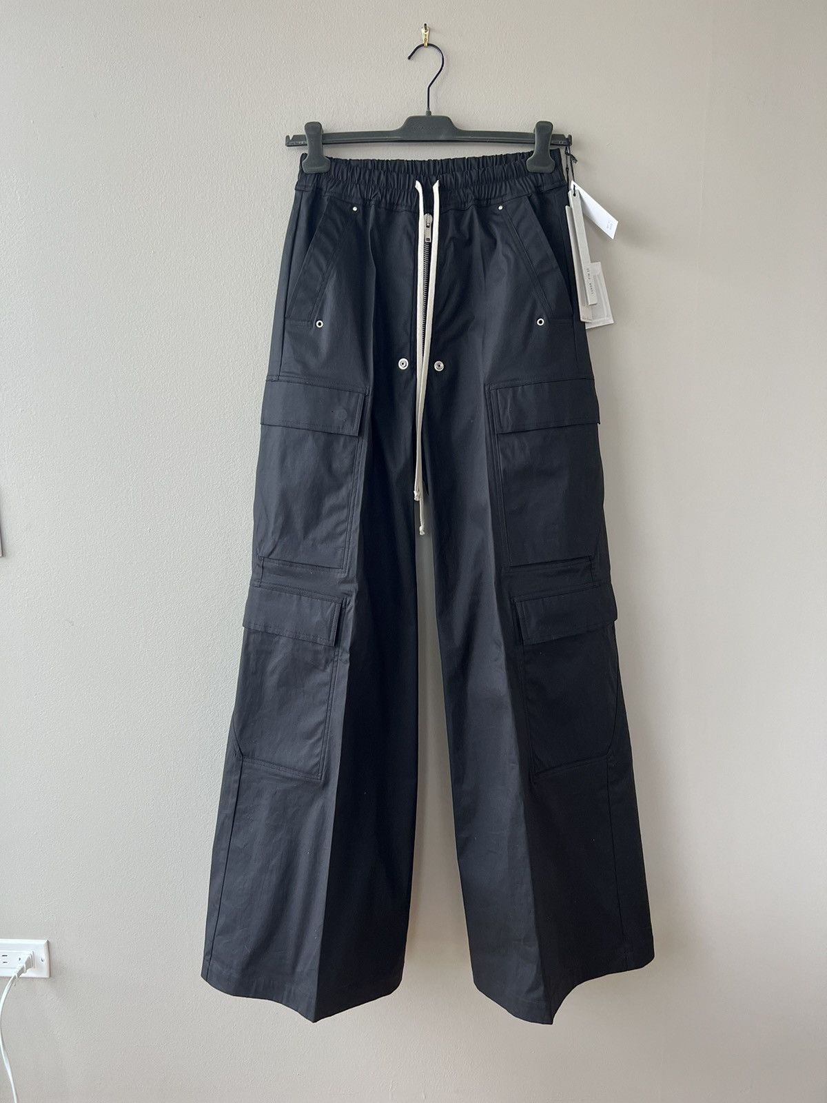 Pre-owned Rick Owens Fw23 Luxor Cargo Bela Trousers In Black