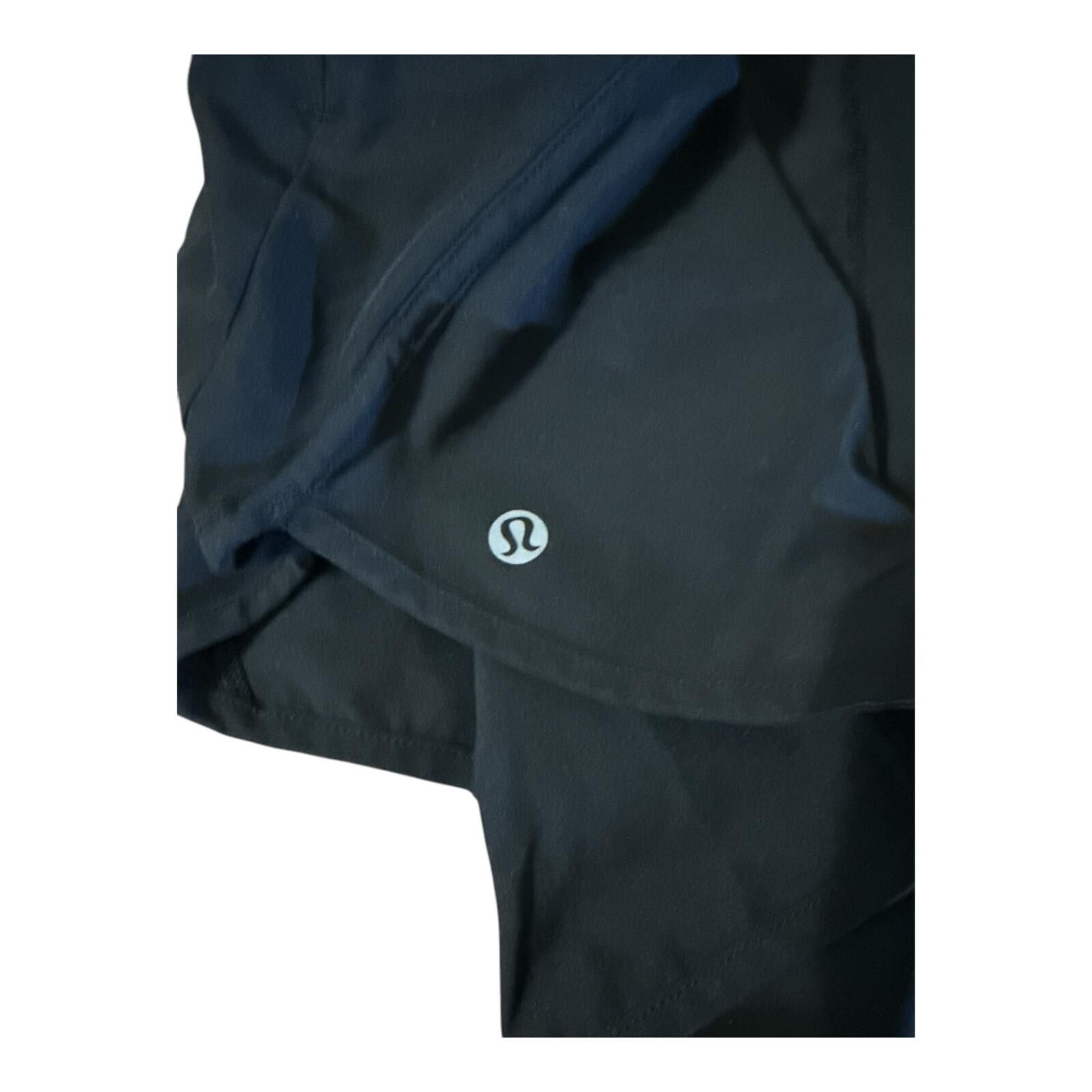 Lululemon Lululemon Black Hotty Hot 2.5" size 10 High rise Size 32" / US 10 / IT 46 - 4 Thumbnail