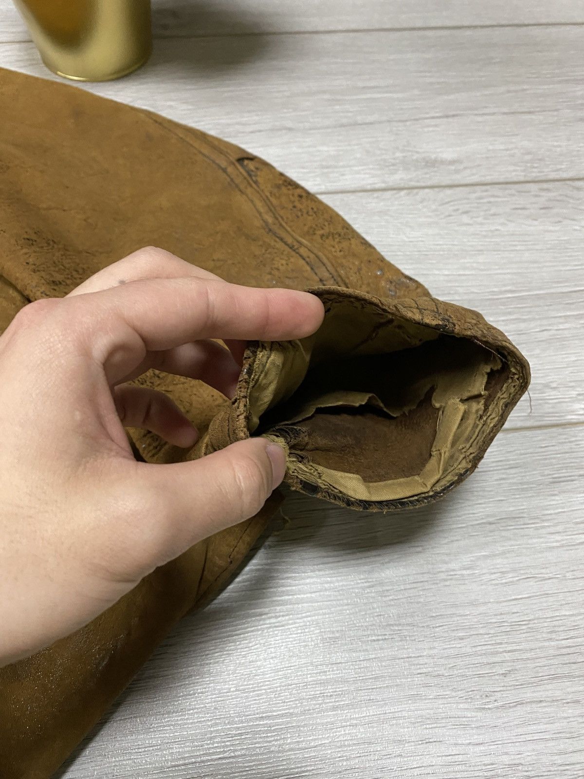 Chevignon Chevignon vintage leather worn distressed leather jacket fly Size US XL / EU 56 / 4 - 19 Thumbnail