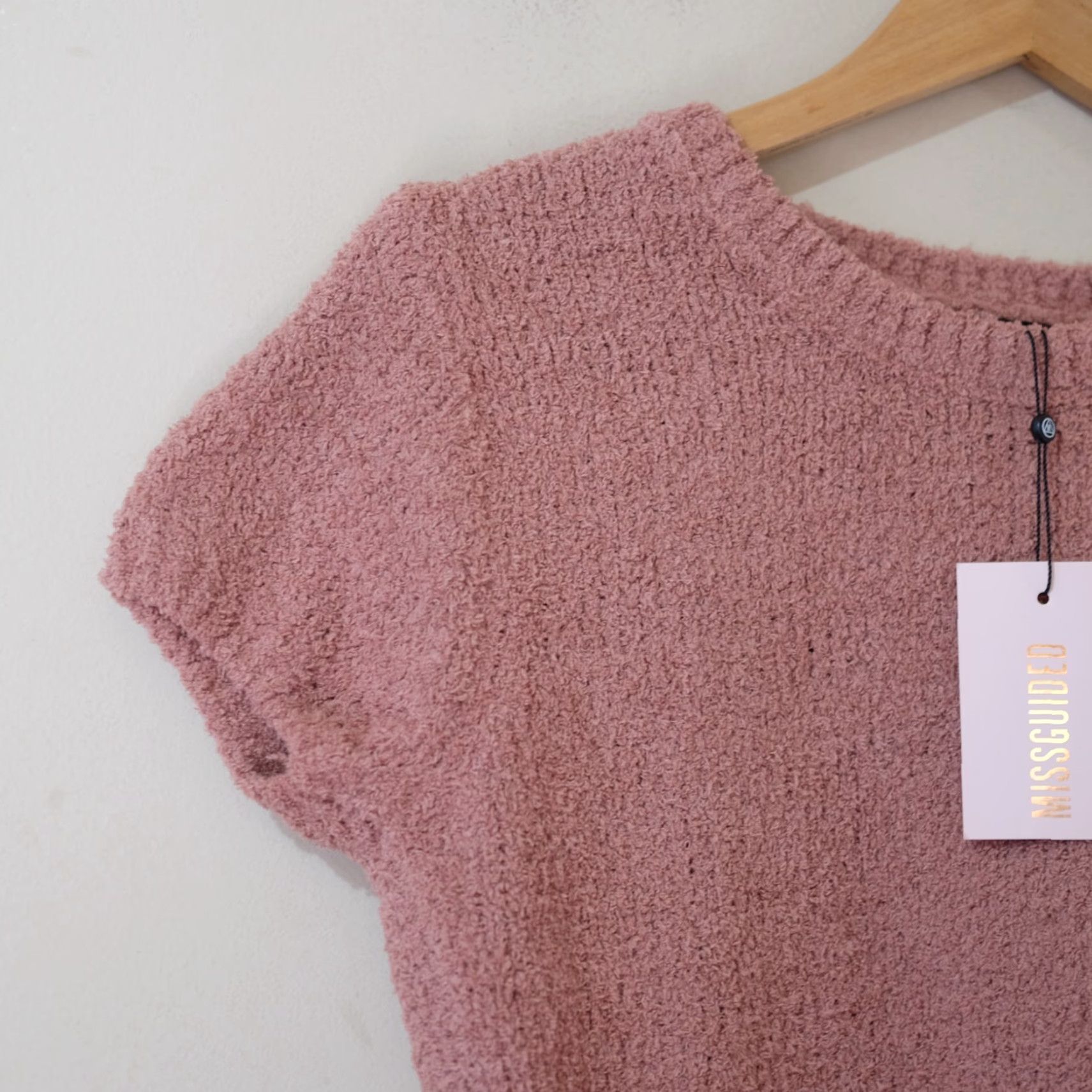 Missguided Missguided T-Shirt Cropped Pink Short Sleeve Women 6/8 NWT Popcorn Crew Neck Pullover Casual Fall Spring Winter Size M / US 6-8 / IT 42-44 - 2 Thumbnail
