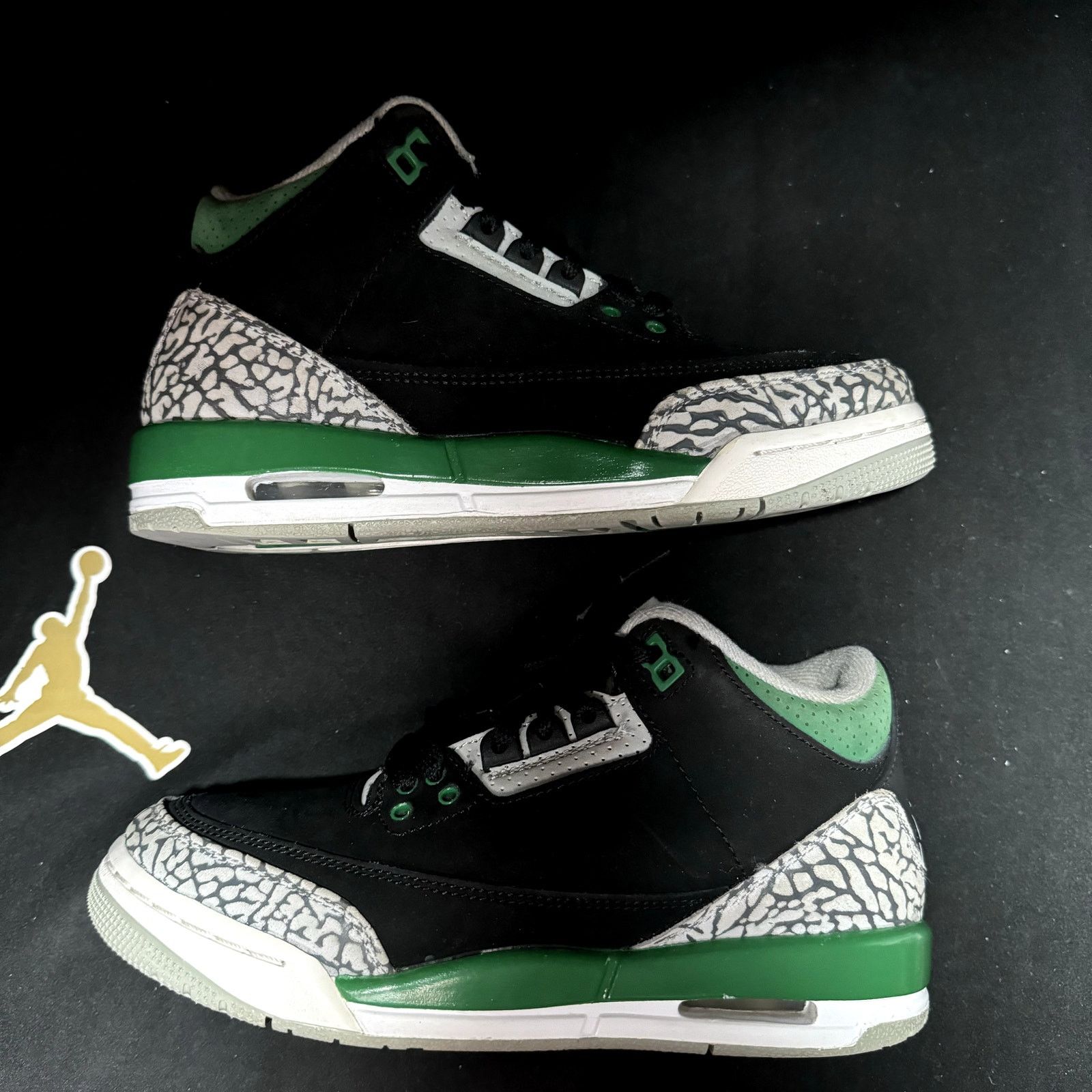 Jordan Brand × Nike Size 5 - Nike Air Jordan 3 Retro GS Pine Green 2021 Shoes Size US 5 / EU 37 - 3 Thumbnail