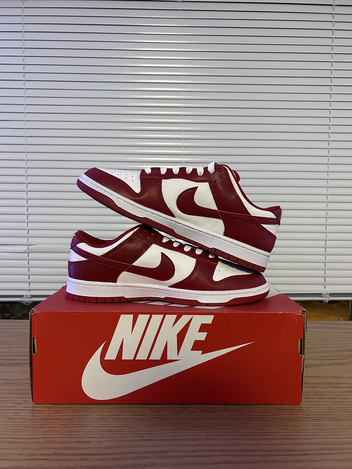 Nike Nike dunk low USC red gym Size US 10 / EU 43 - 2 Thumbnail