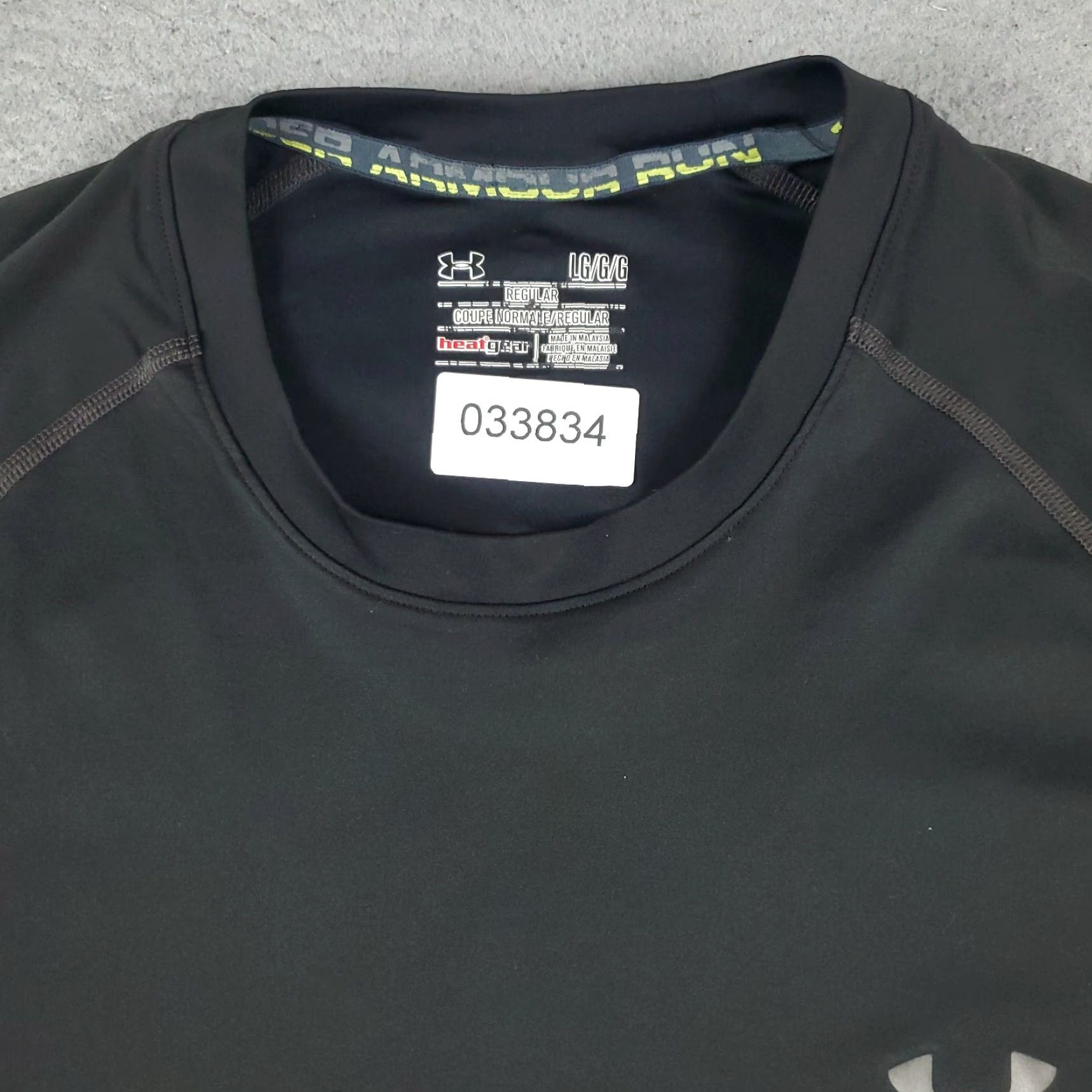 Under Armour Under Armour T Shirt Mens Large Black Active Work Out Short Sleeve Logo - (Stained) Size US L / EU 52-54 / 3 - 3 Thumbnail