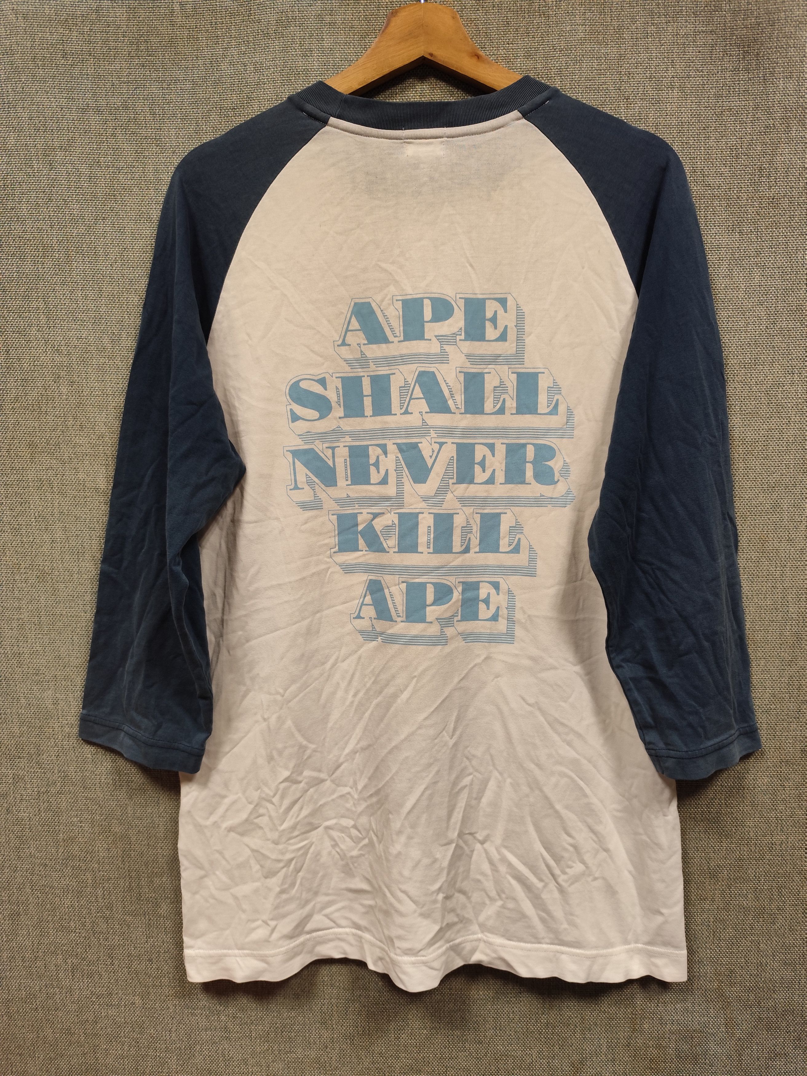 Bape Bape Kiss Logo Raglan 3/4 Sleeve T Shirt Size US L / EU 52-54 / 3 - 2 Thumbnail
