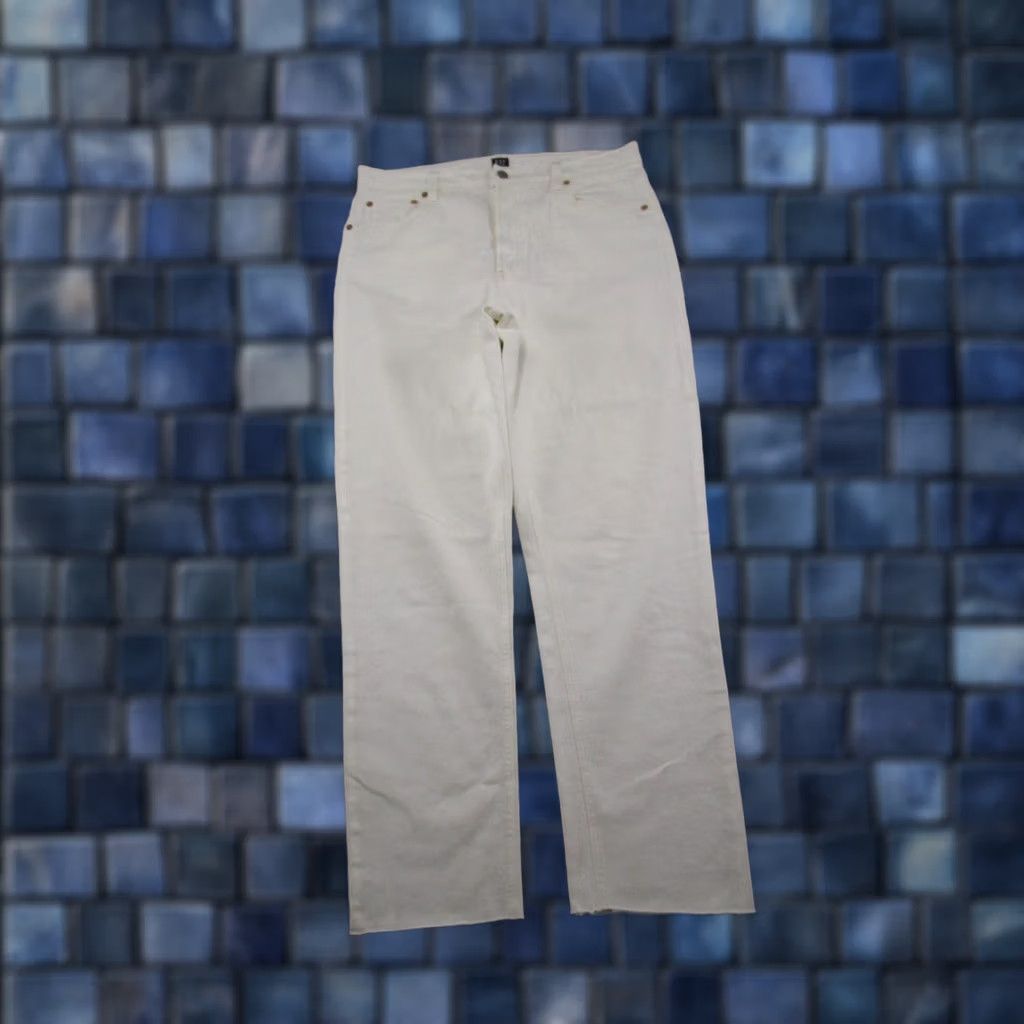 Gap Gap White Denim Jeans Straight High Rise 14/32T Jeans Women 5-Pocket Denim Cotton Vintage? No Size 36" / US 14 / IT 50 - 1 Thumbnail