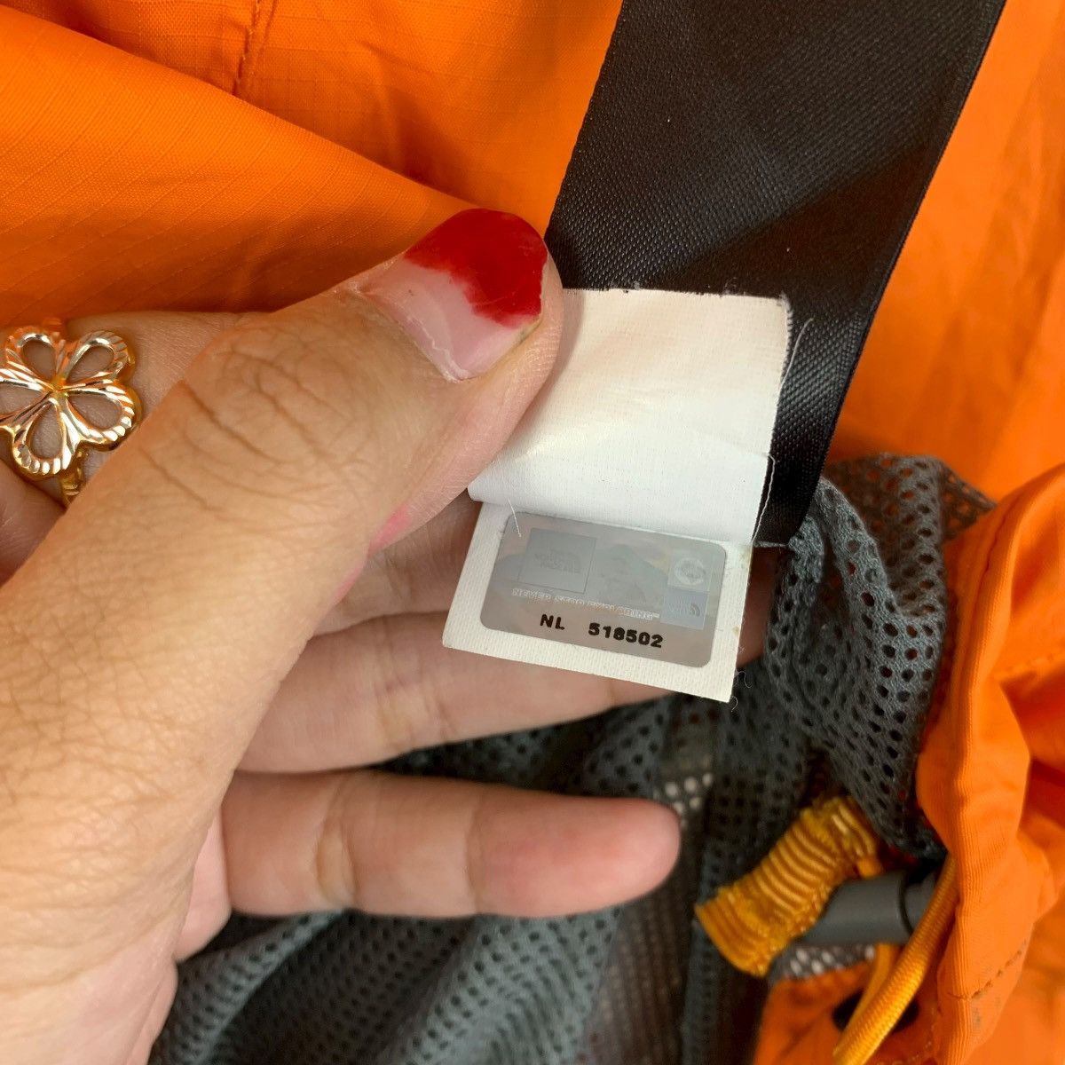 The North Face The North Face HyVent Orange Shell Jacket Size US M / EU 48-50 / 2 - 13 Thumbnail
