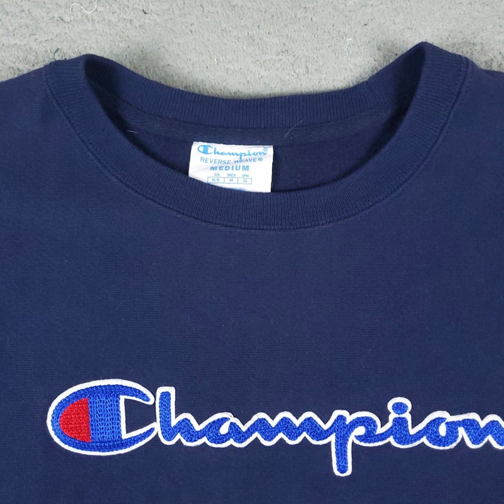 Champion Champion Blue Pullover Sweater Womens Medium Fleece Crew Neck Long Sleeve Sports Size M / US 6-8 / IT 42-44 - 3 Thumbnail