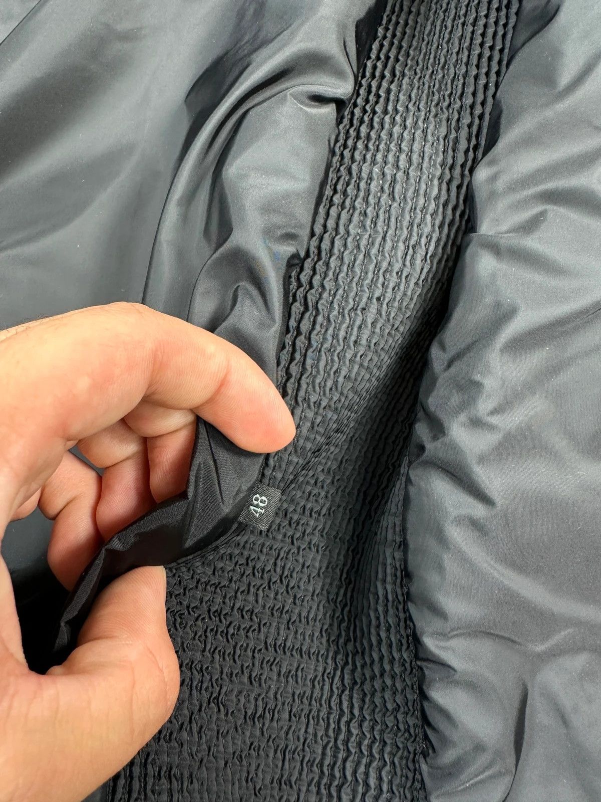Prada Prada Milano Black Padded Quilted Nylon Jacket Ribbed Side Size US M / EU 48-50 / 2 - 9 Thumbnail