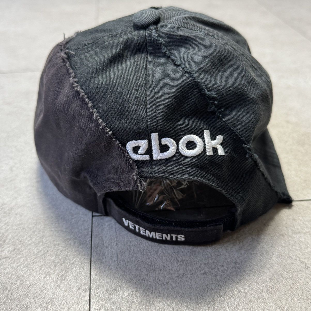 Reebok × Vetements VETEMENTS Reebok DEUT cap AW17 Size ONE SIZE - 3 Thumbnail