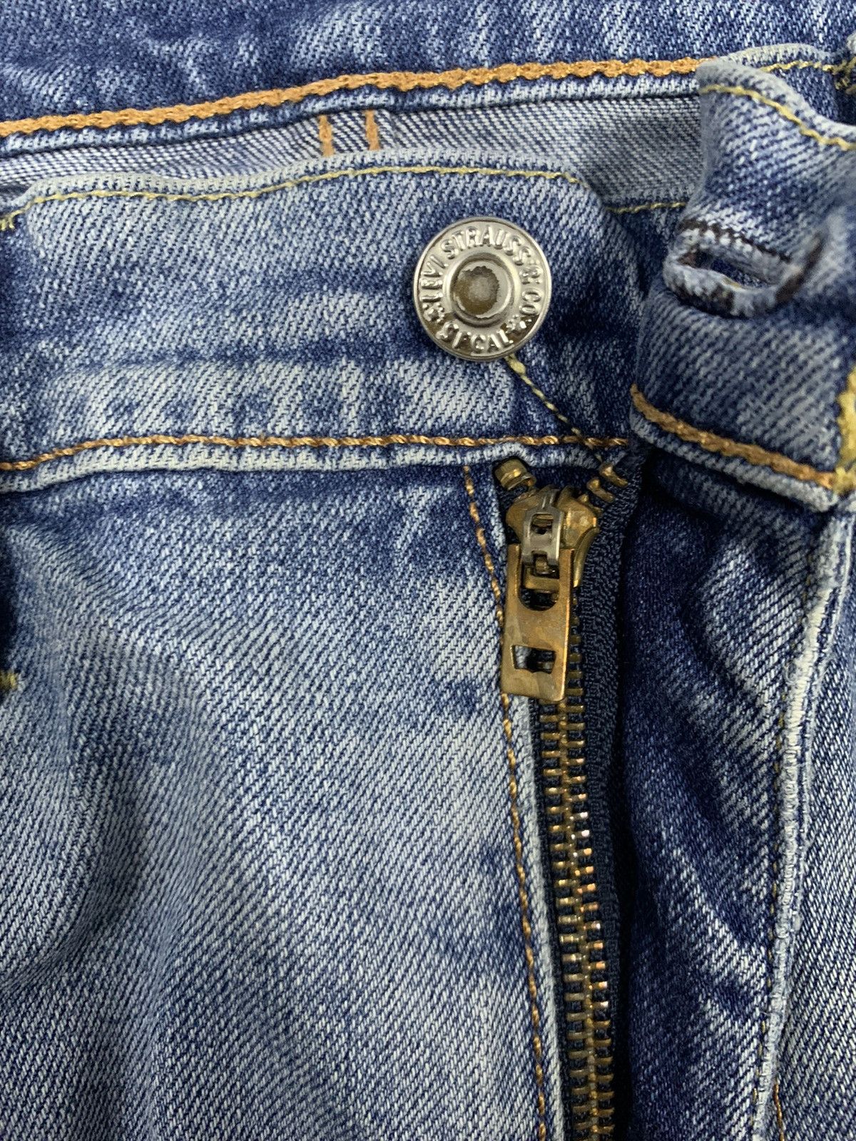 Levi's Vintage Clothing Vintage Levis 502 Bleached Loose Tapered Distressed Jeans Size US 34 / EU 50 - 4 Thumbnail